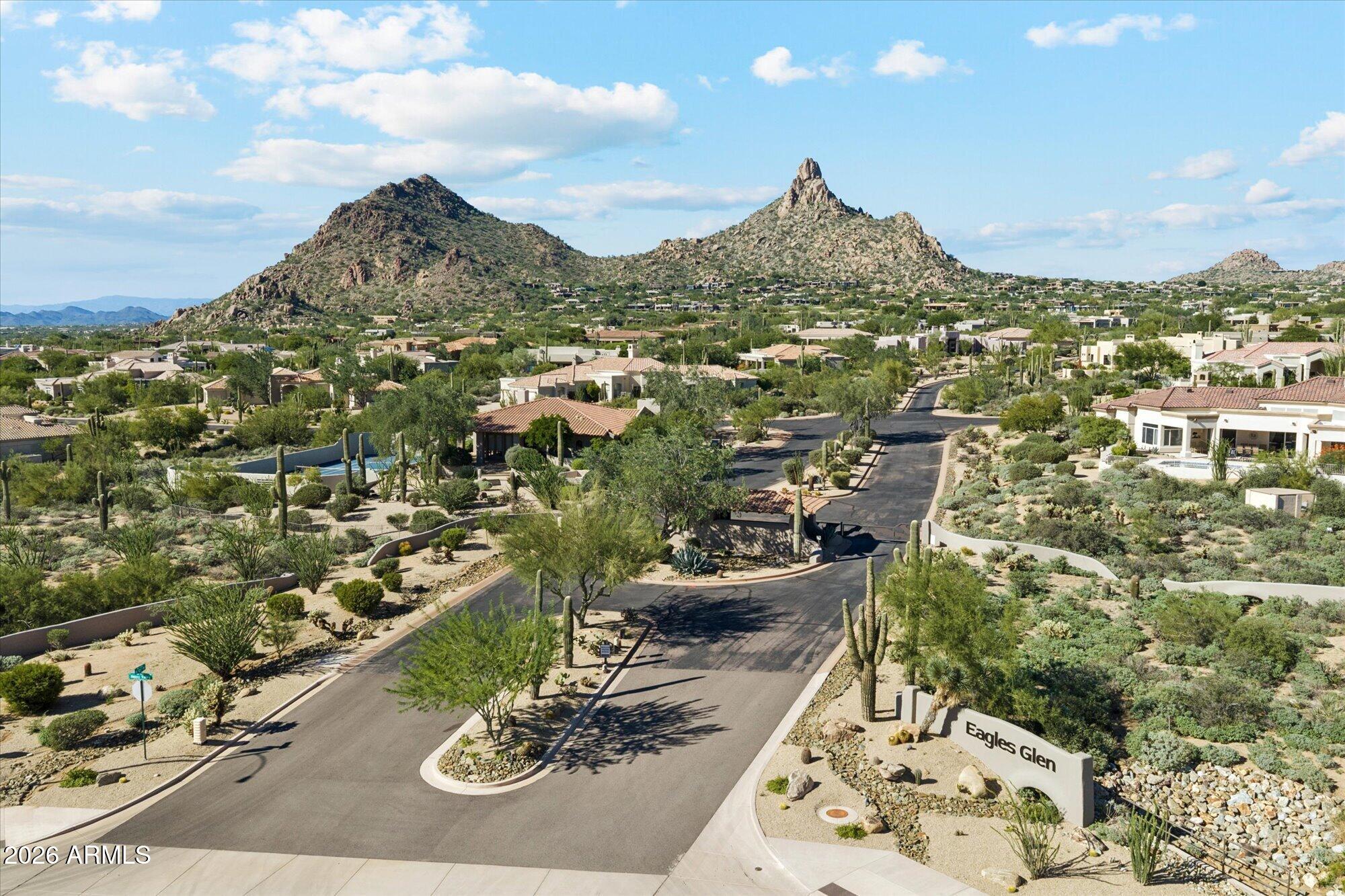 10231 E Saddle Horn Trail