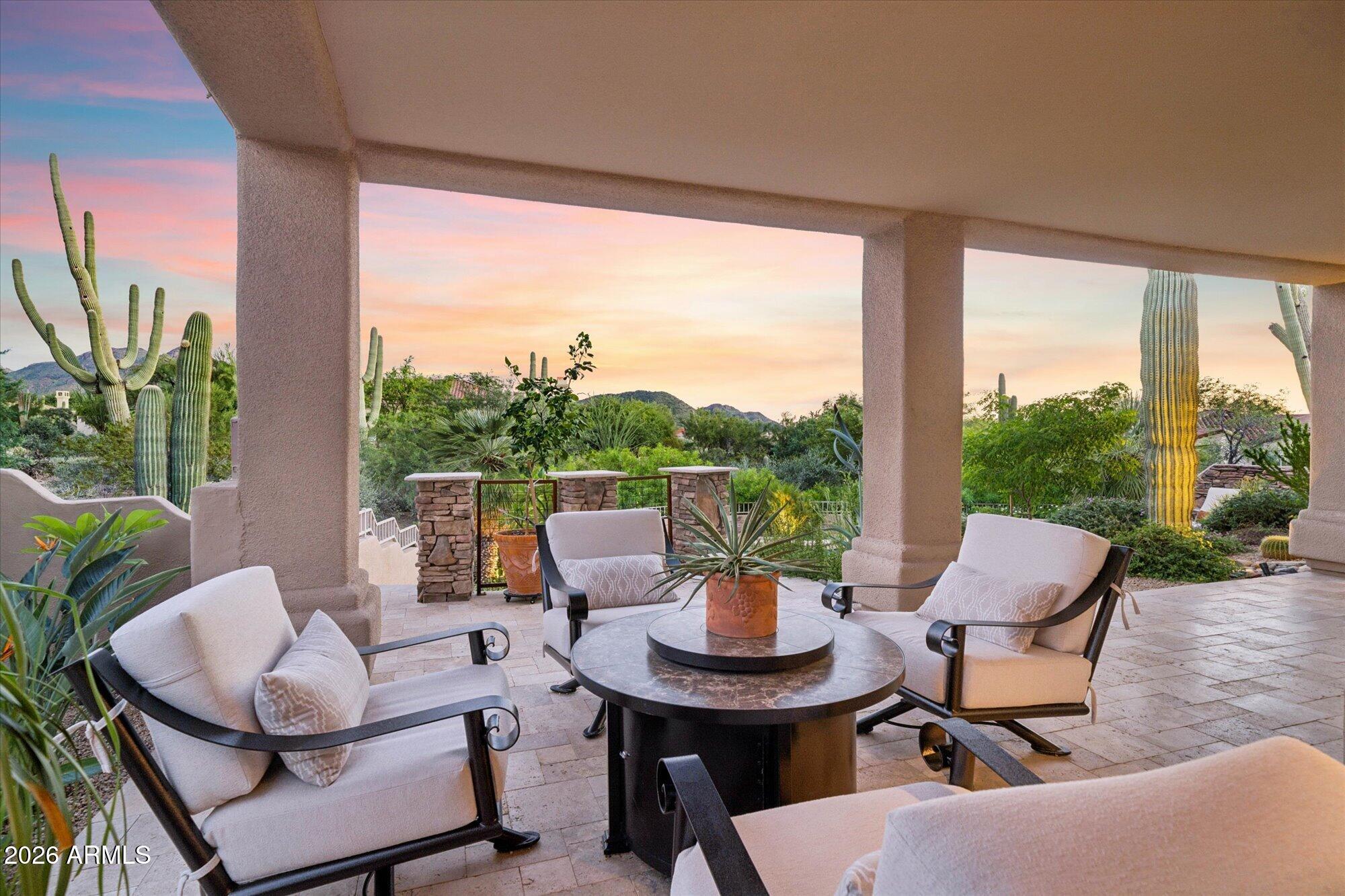 10231 E Saddle Horn Trail