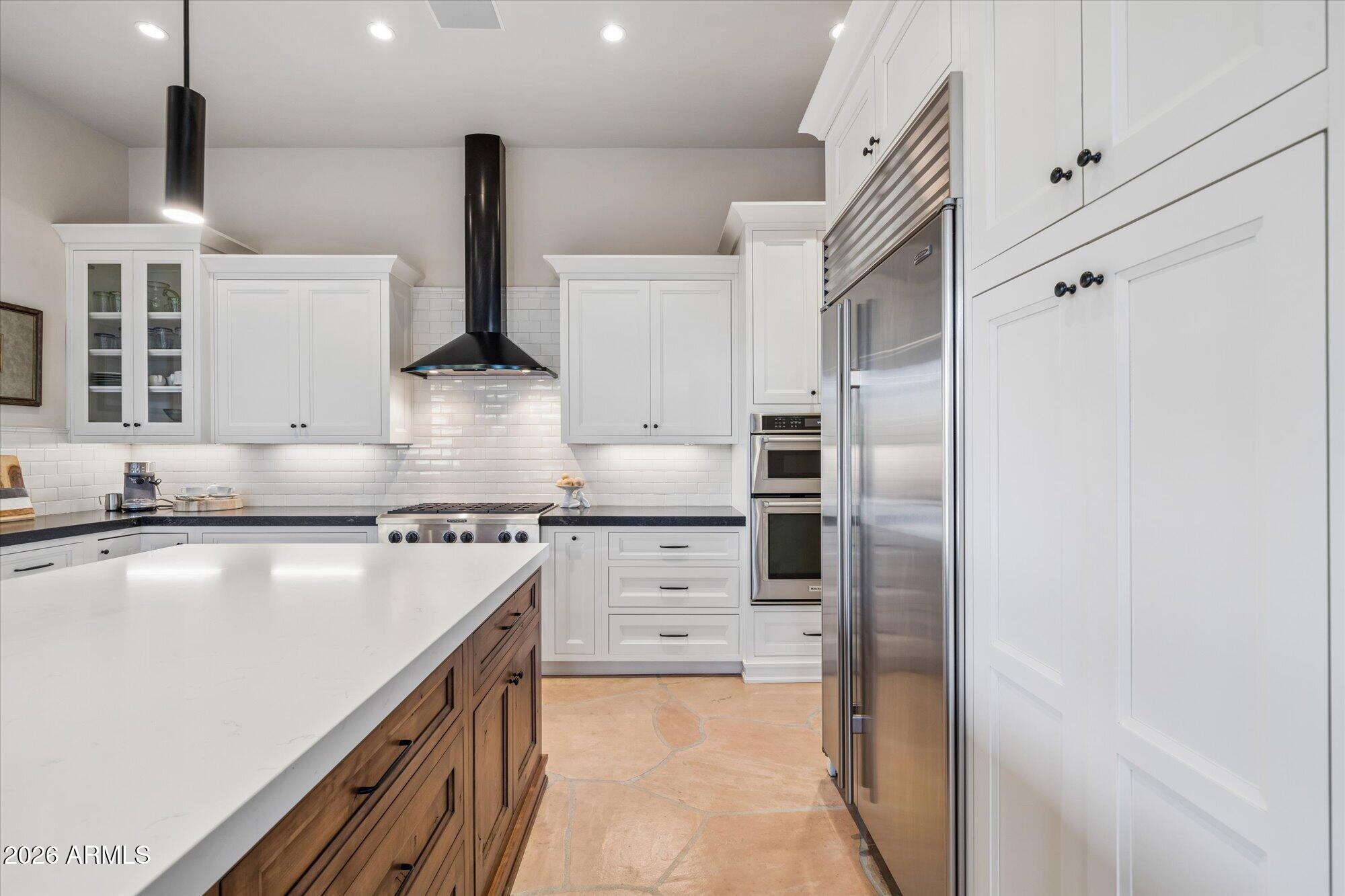 10231 E Saddle Horn Trail