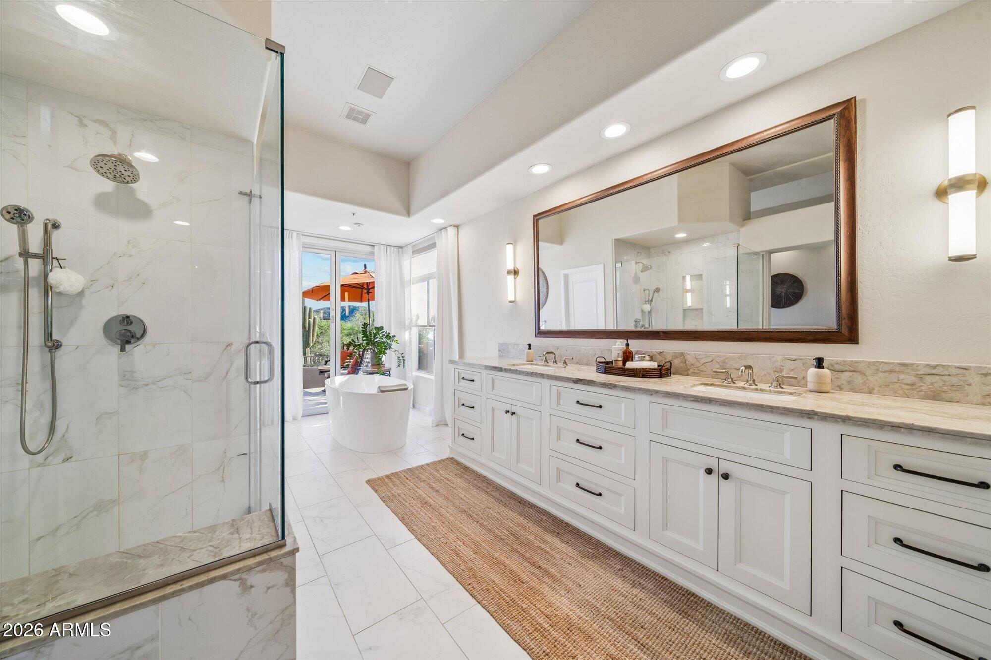 10231 E Saddle Horn Trail