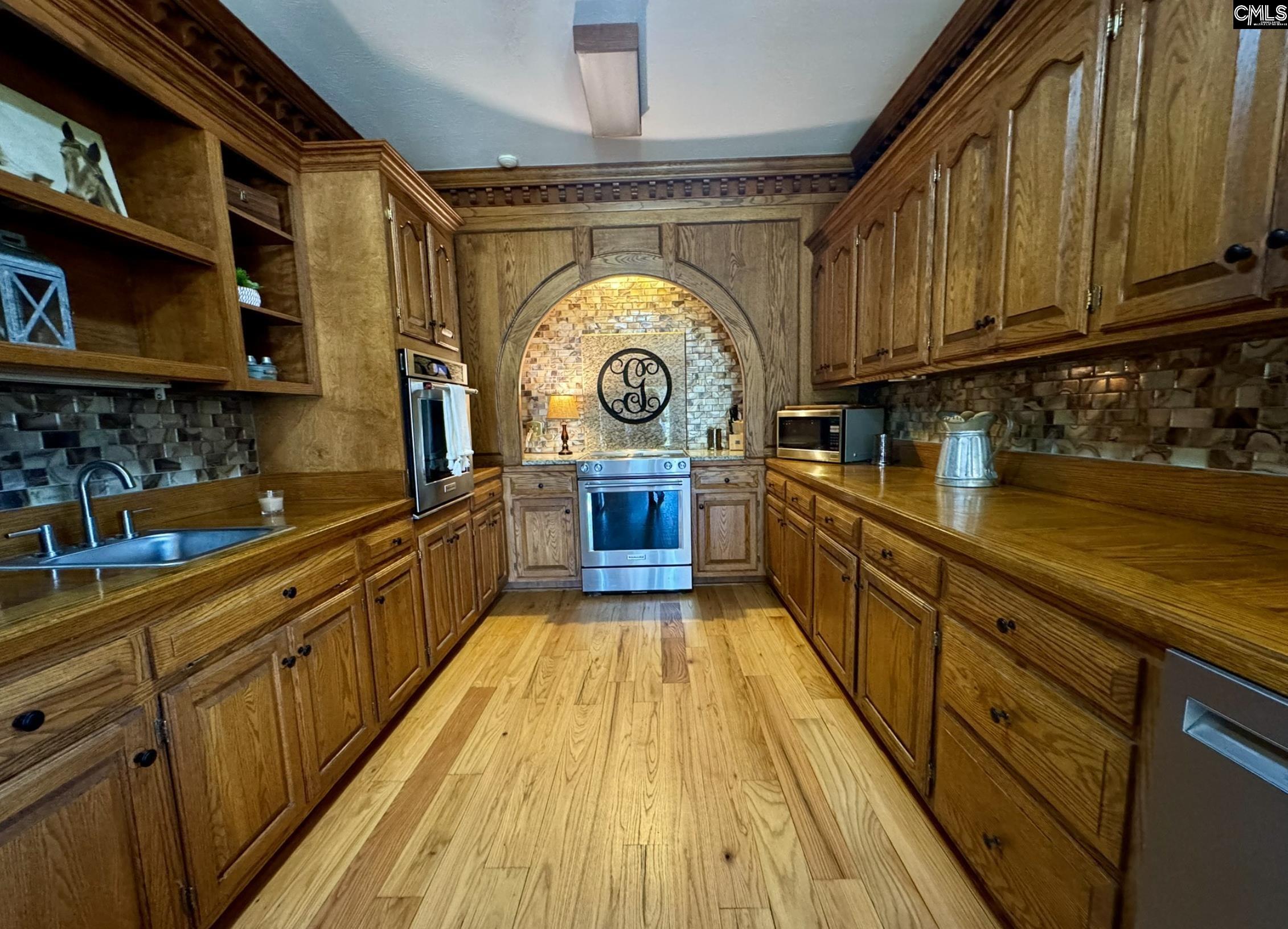 2488 Pioneer Road