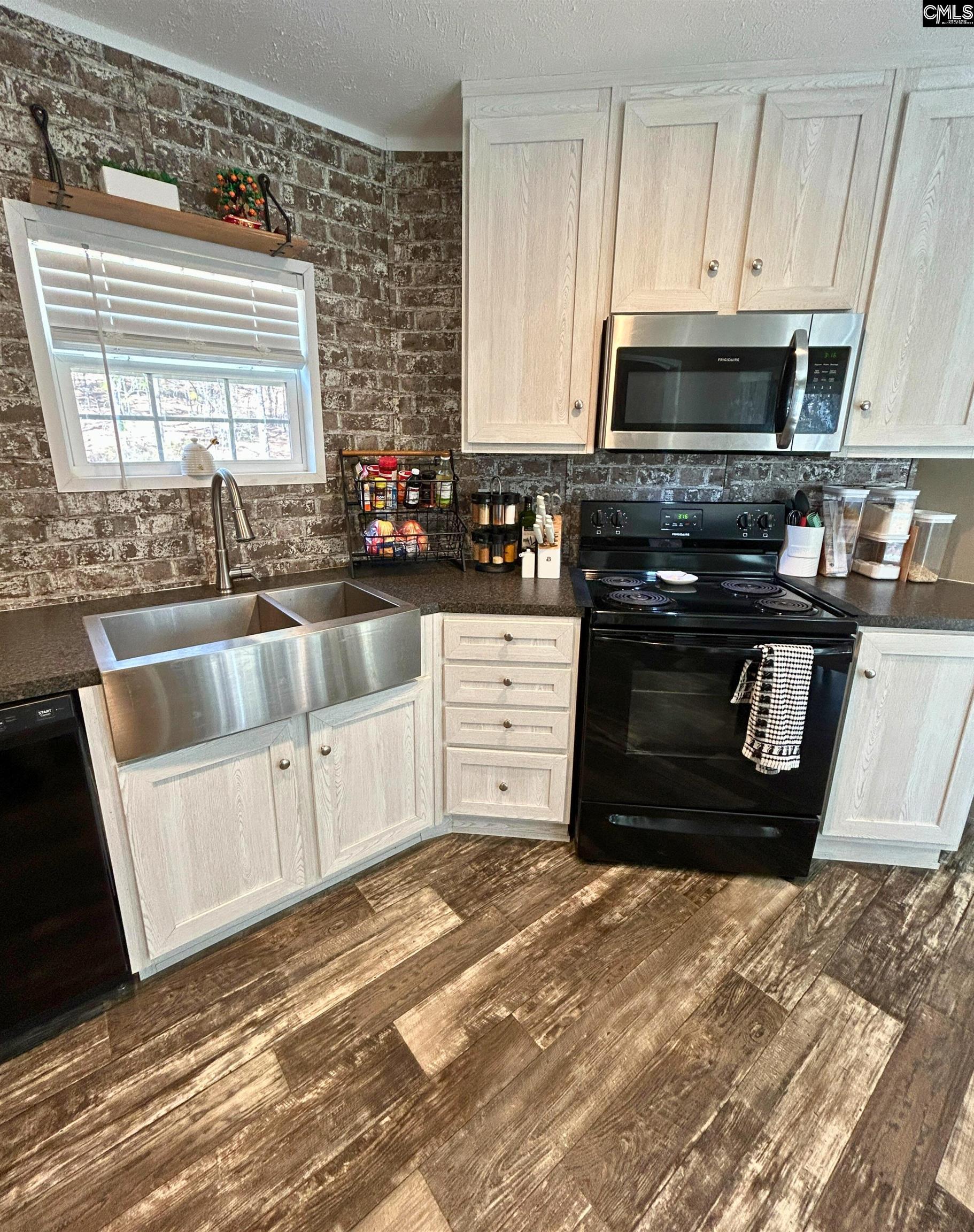 1436 Blue Johnson Road