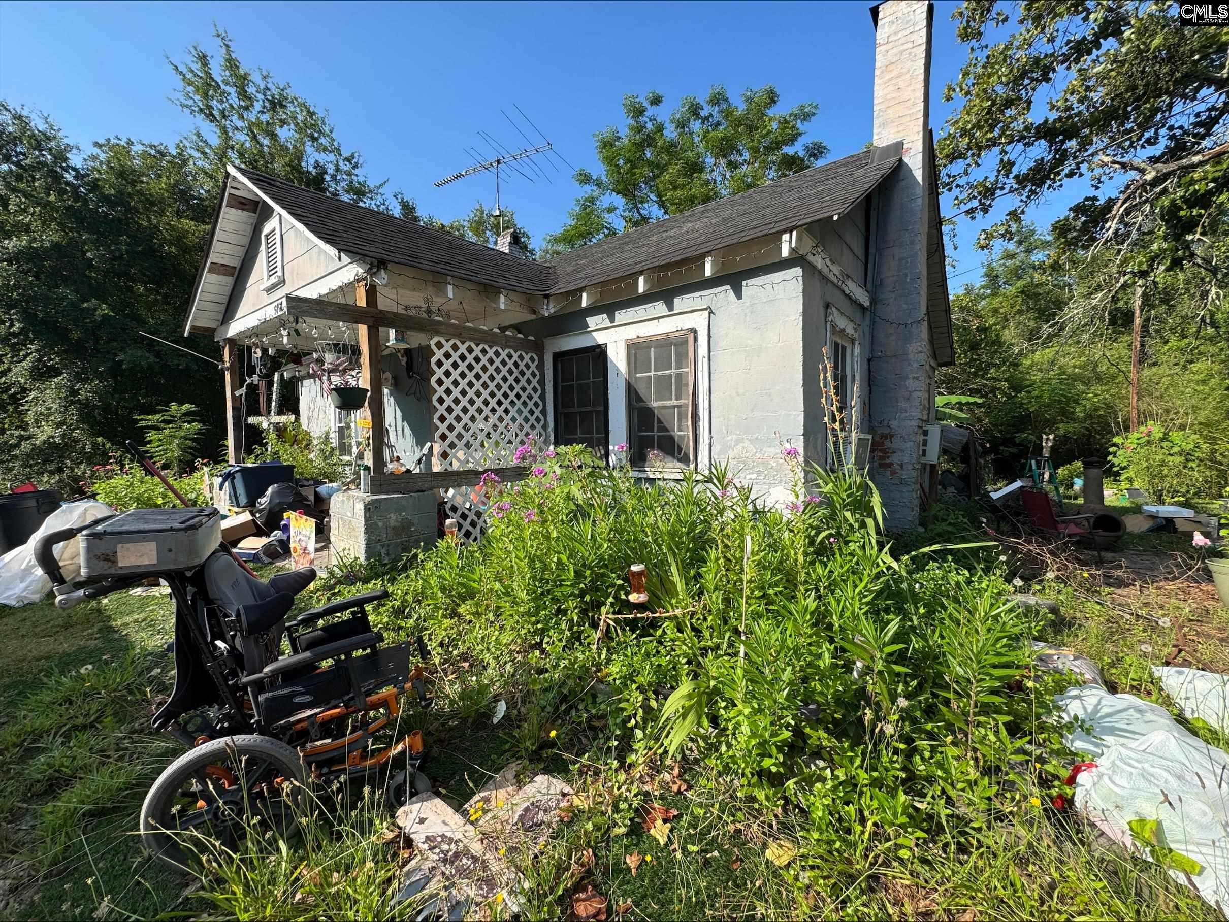 5707 Fairview Road