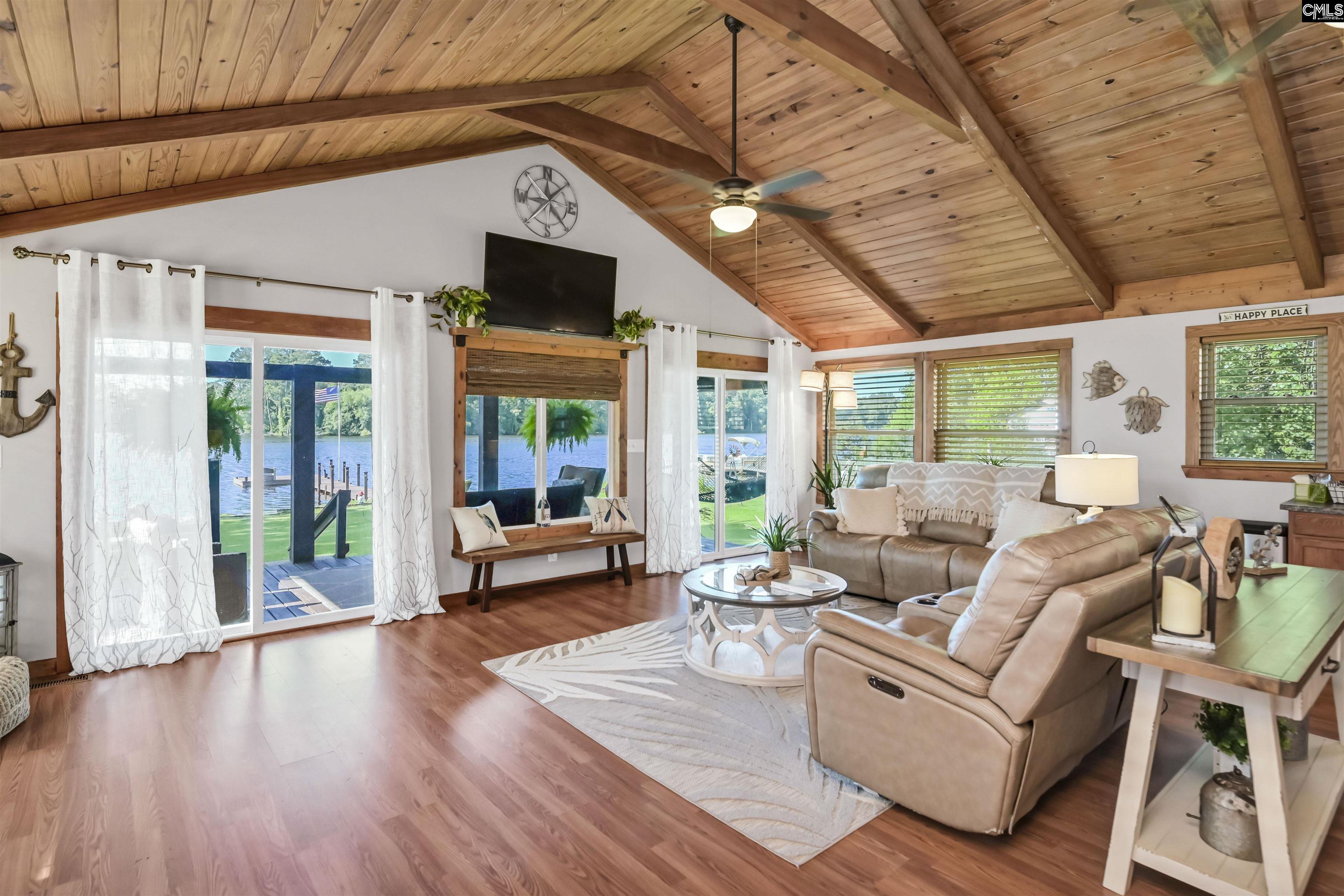 1053 Harvest Road