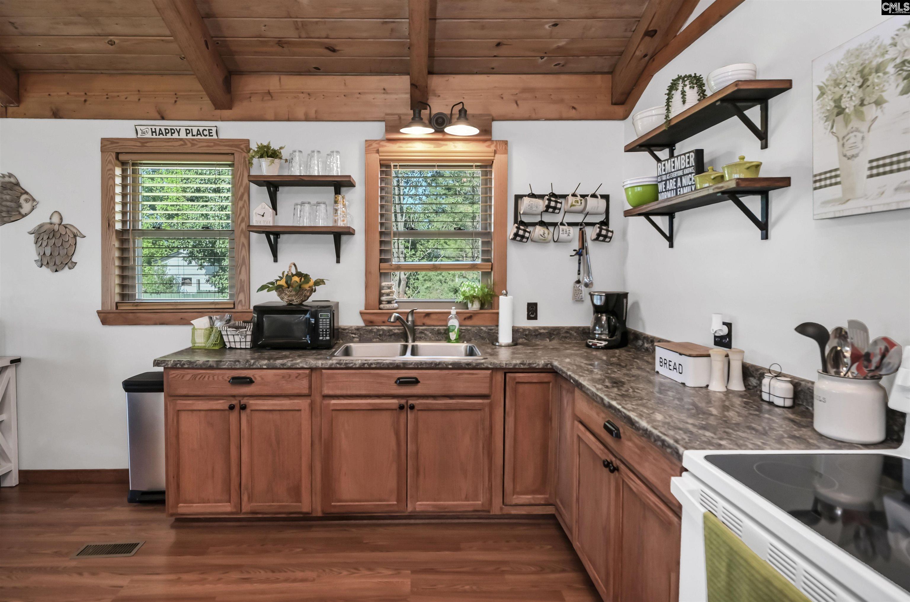 1053 Harvest Road