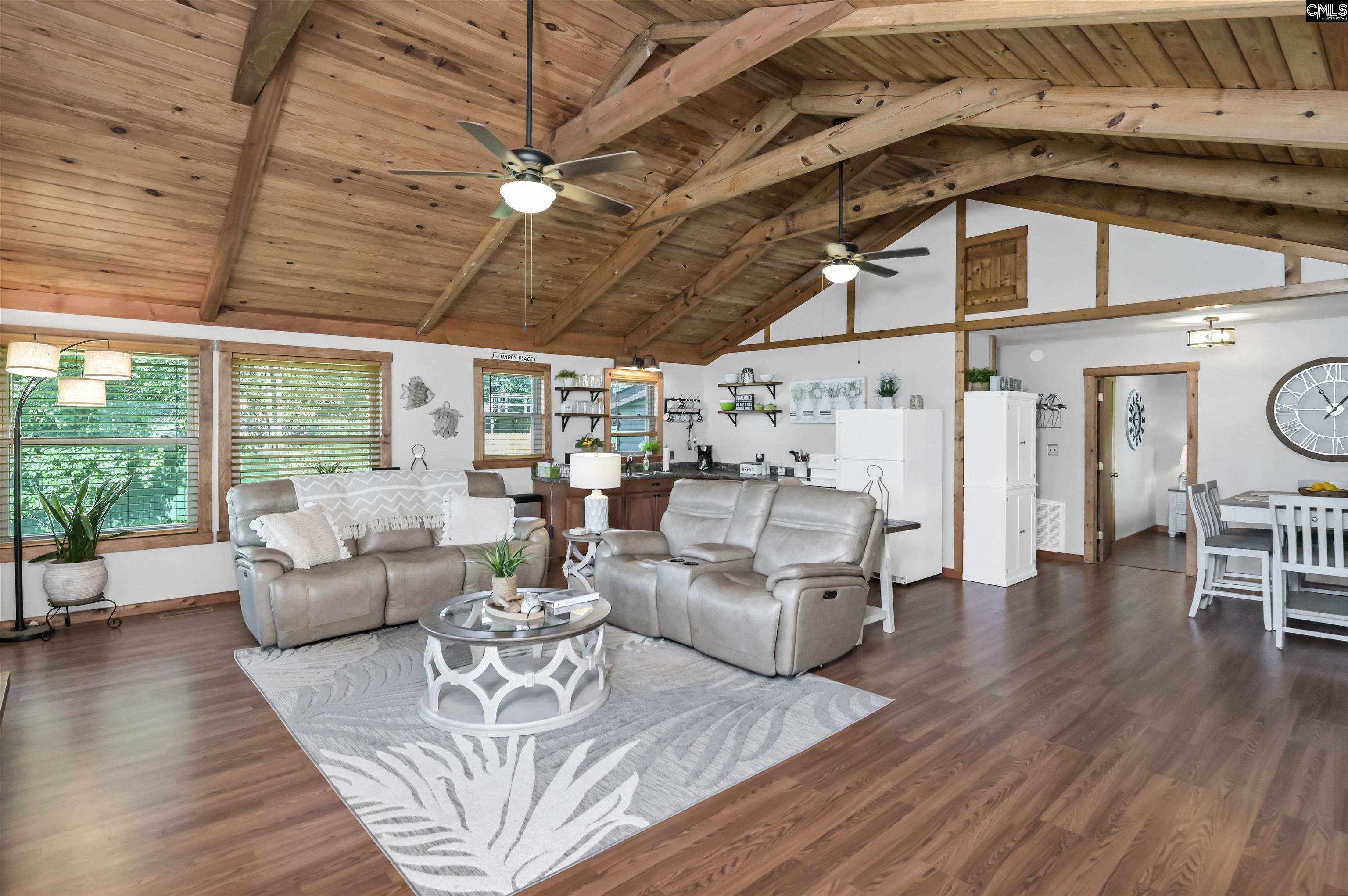 1053 Harvest Road