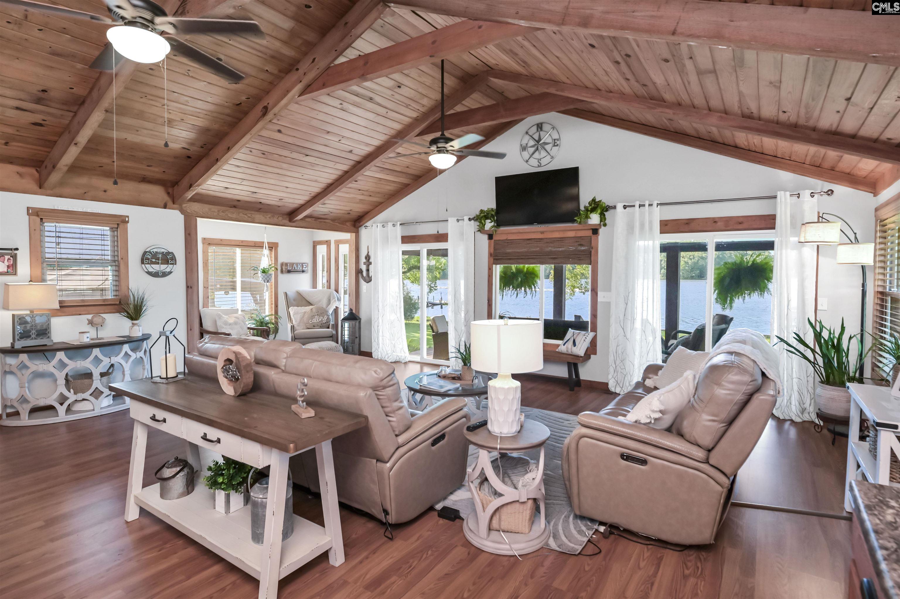 1053 Harvest Road