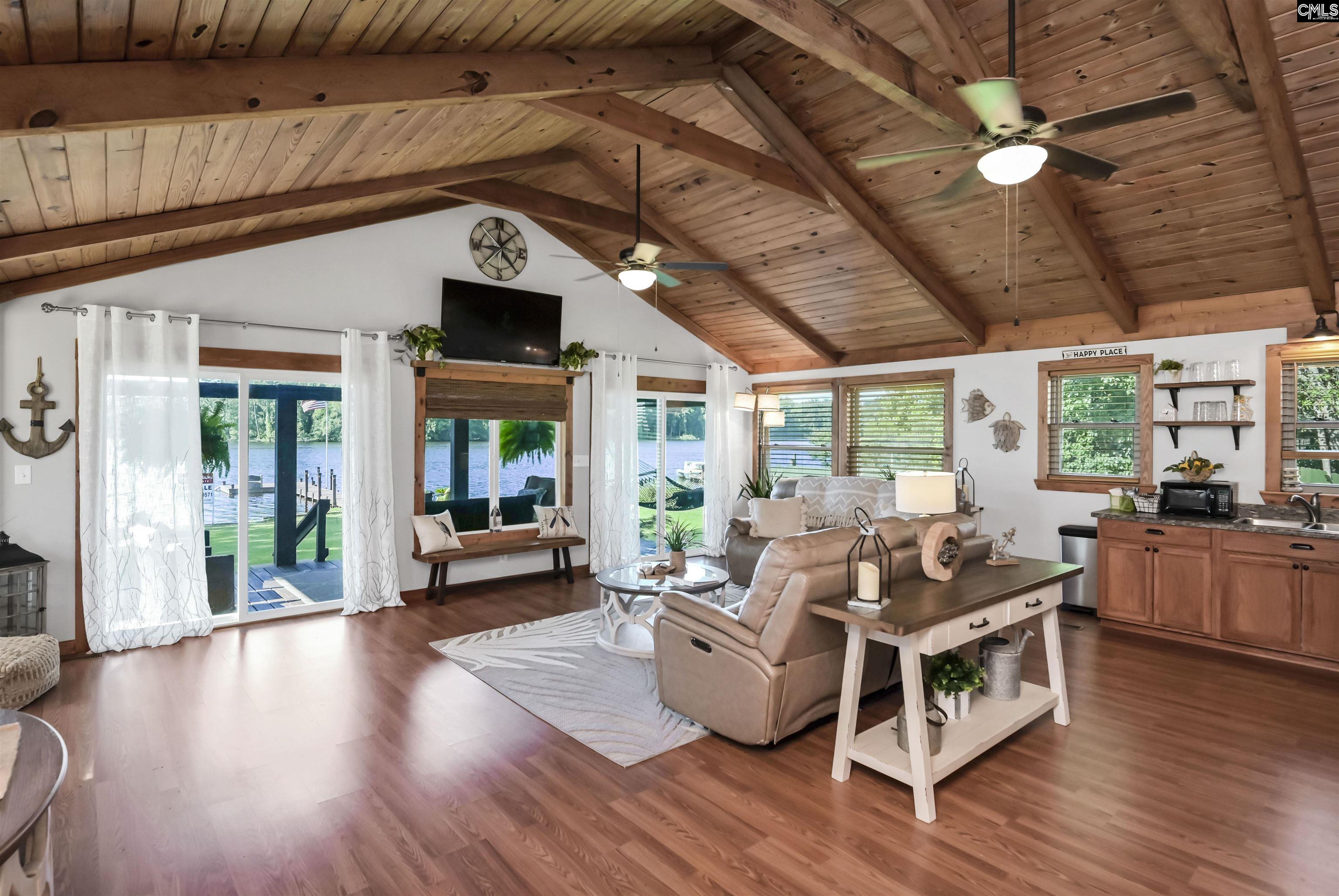 1053 Harvest Road
