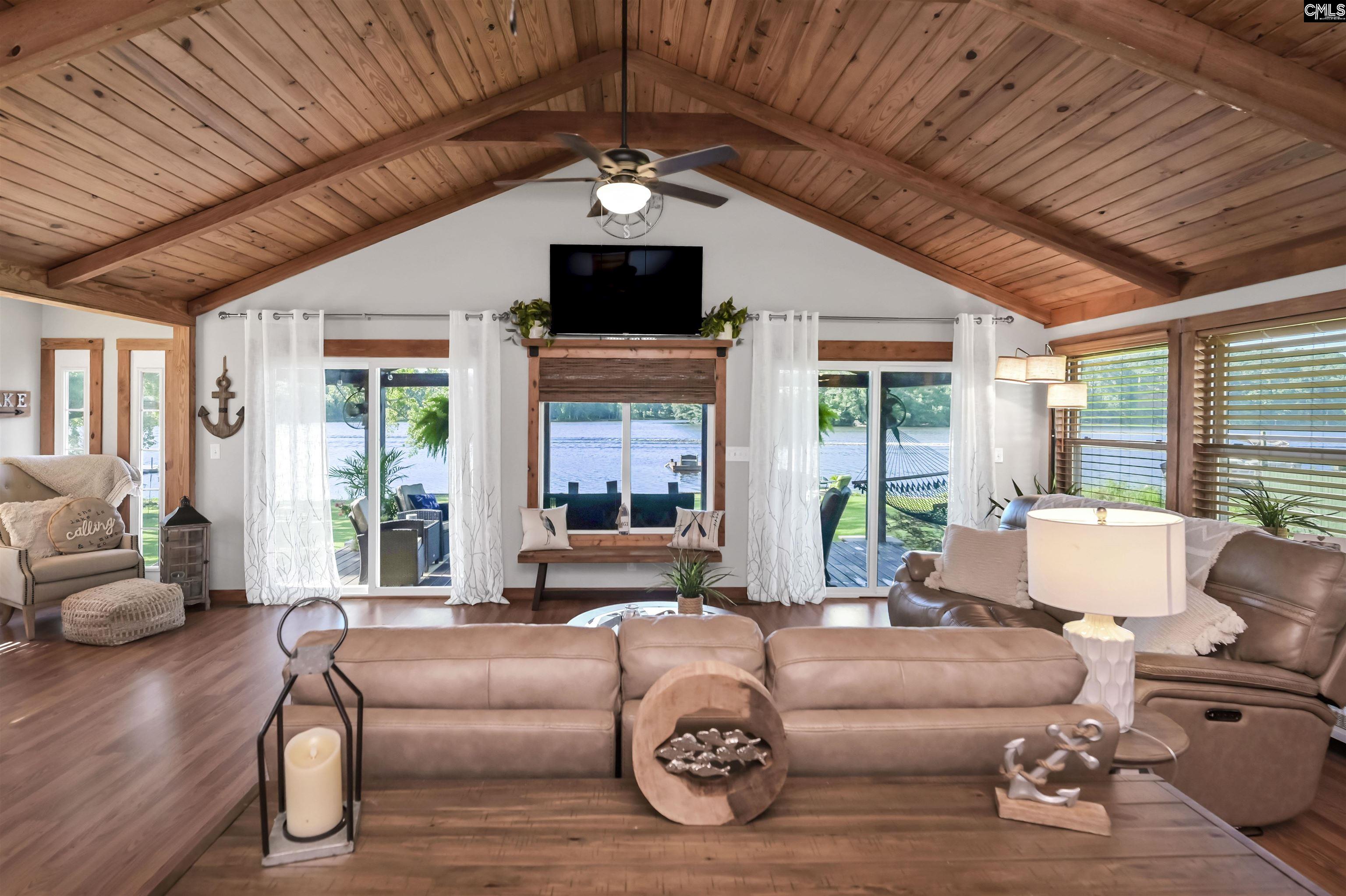 1053 Harvest Road