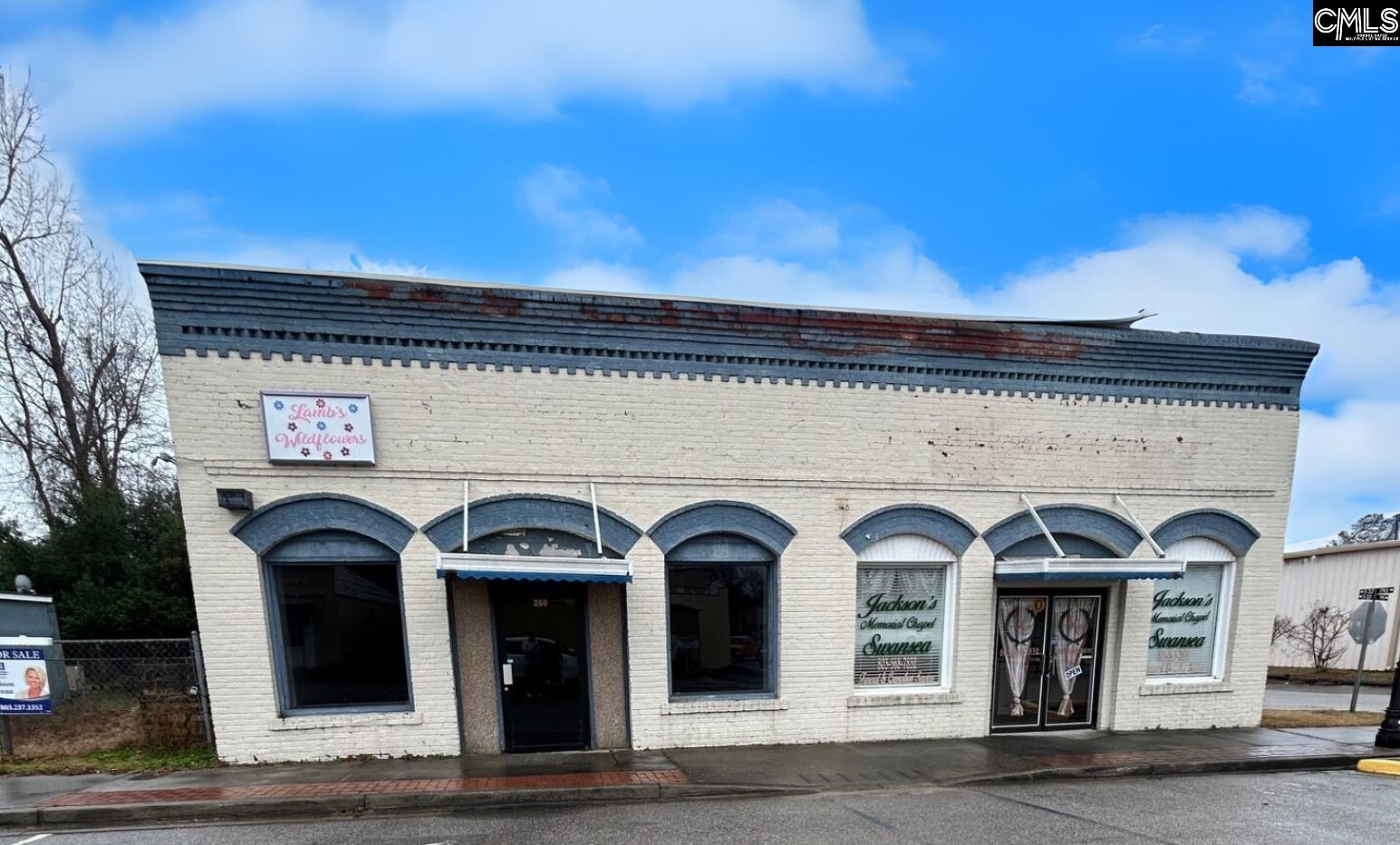 280-295 W Third Street