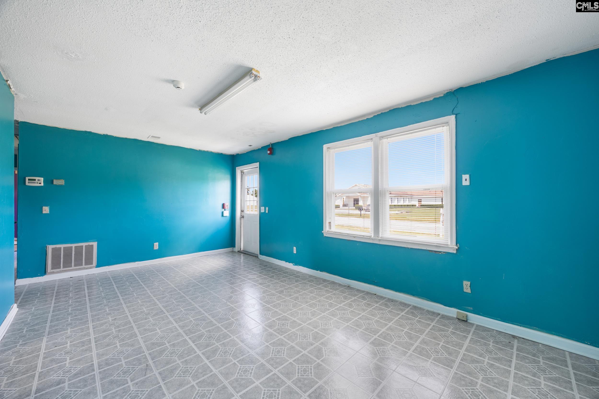 109 Lisa Drive