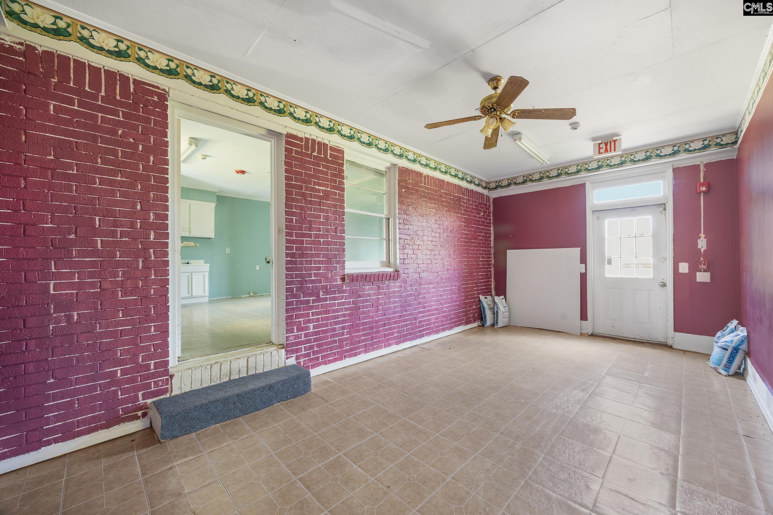 109 Lisa Drive