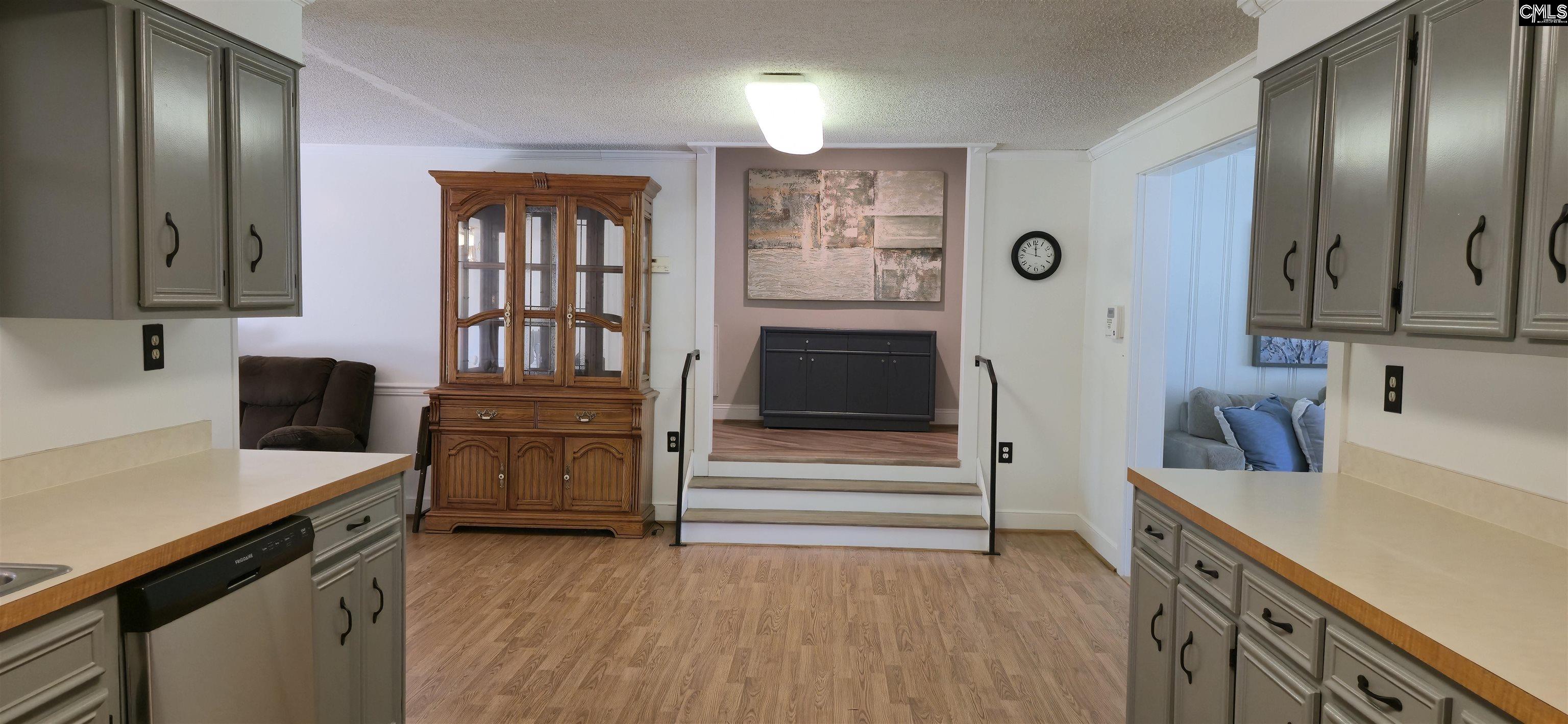 573 Ramblin Road