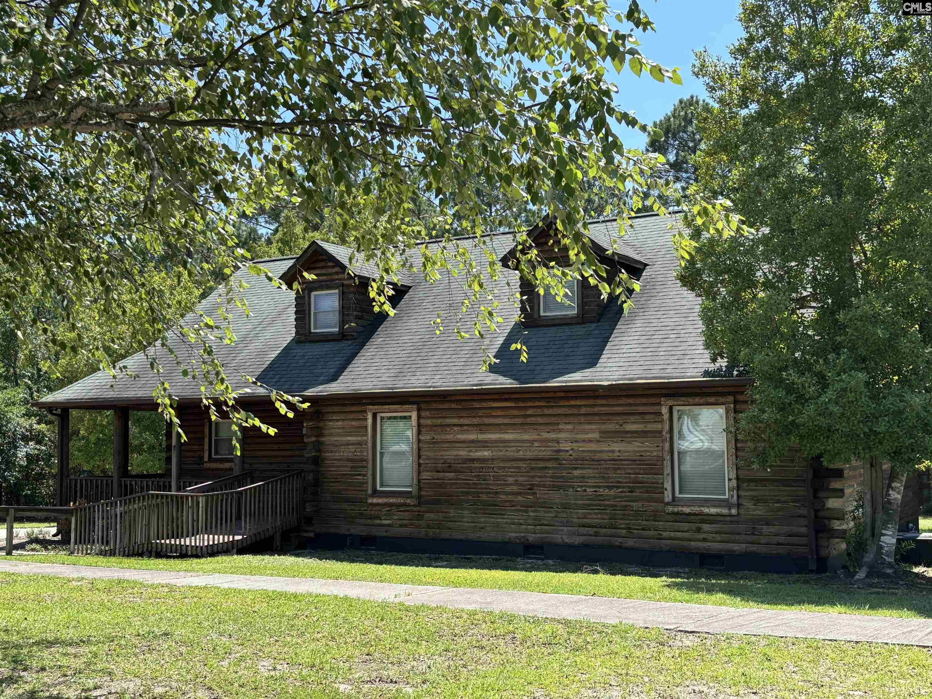 1926 S Lake Drive