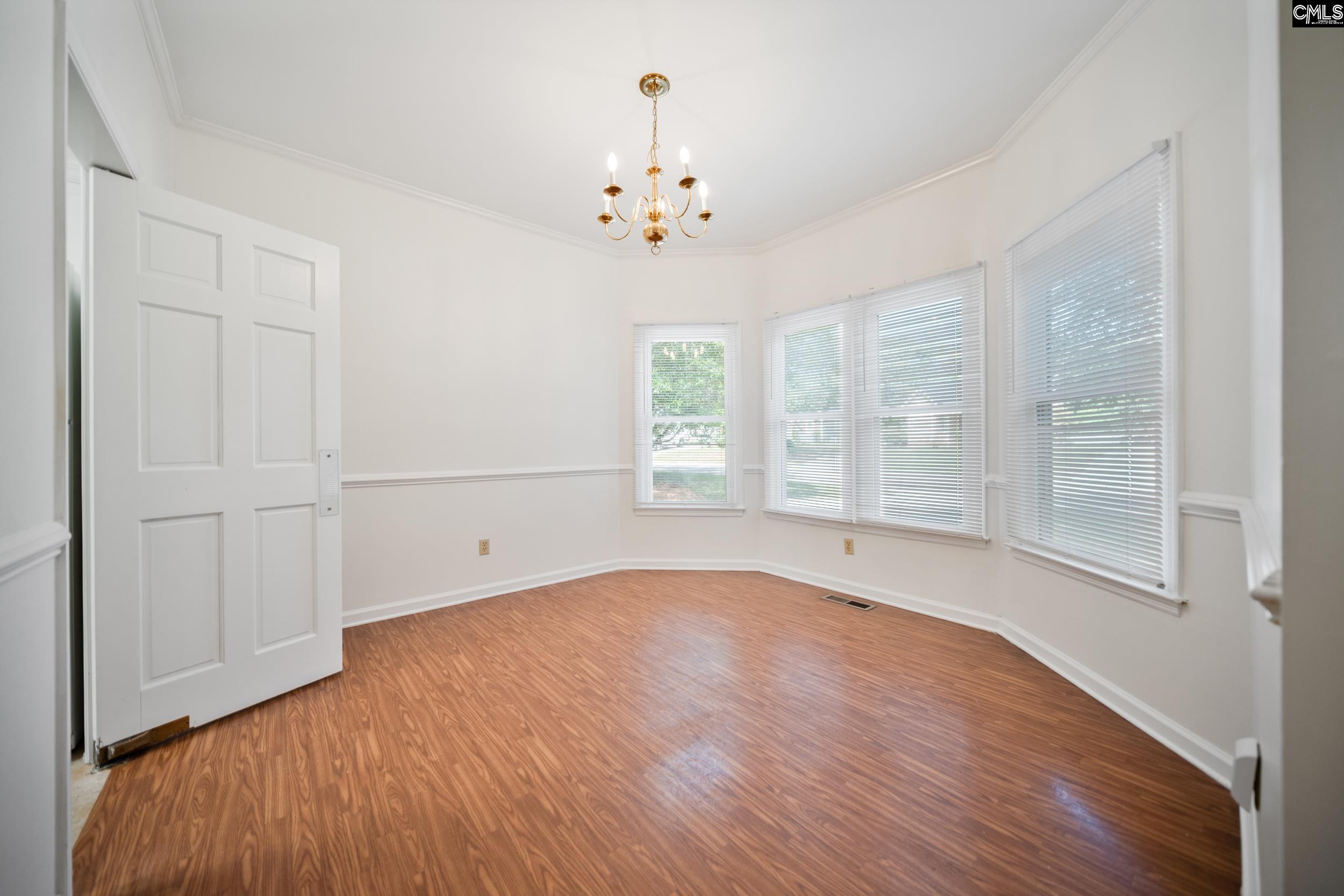 216 Teesdale Court