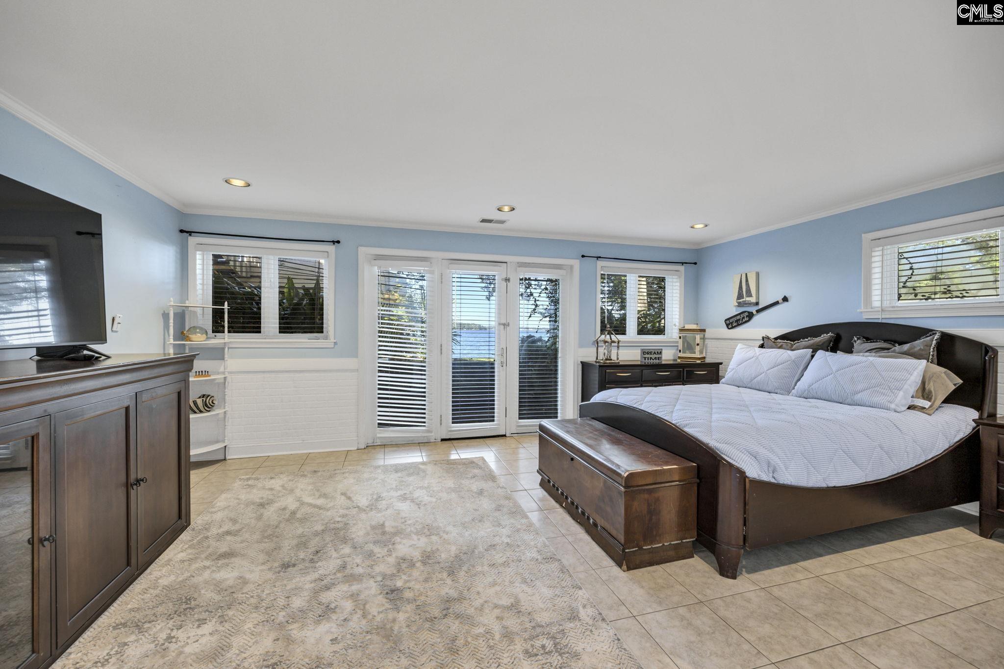 131 West Circle Drive