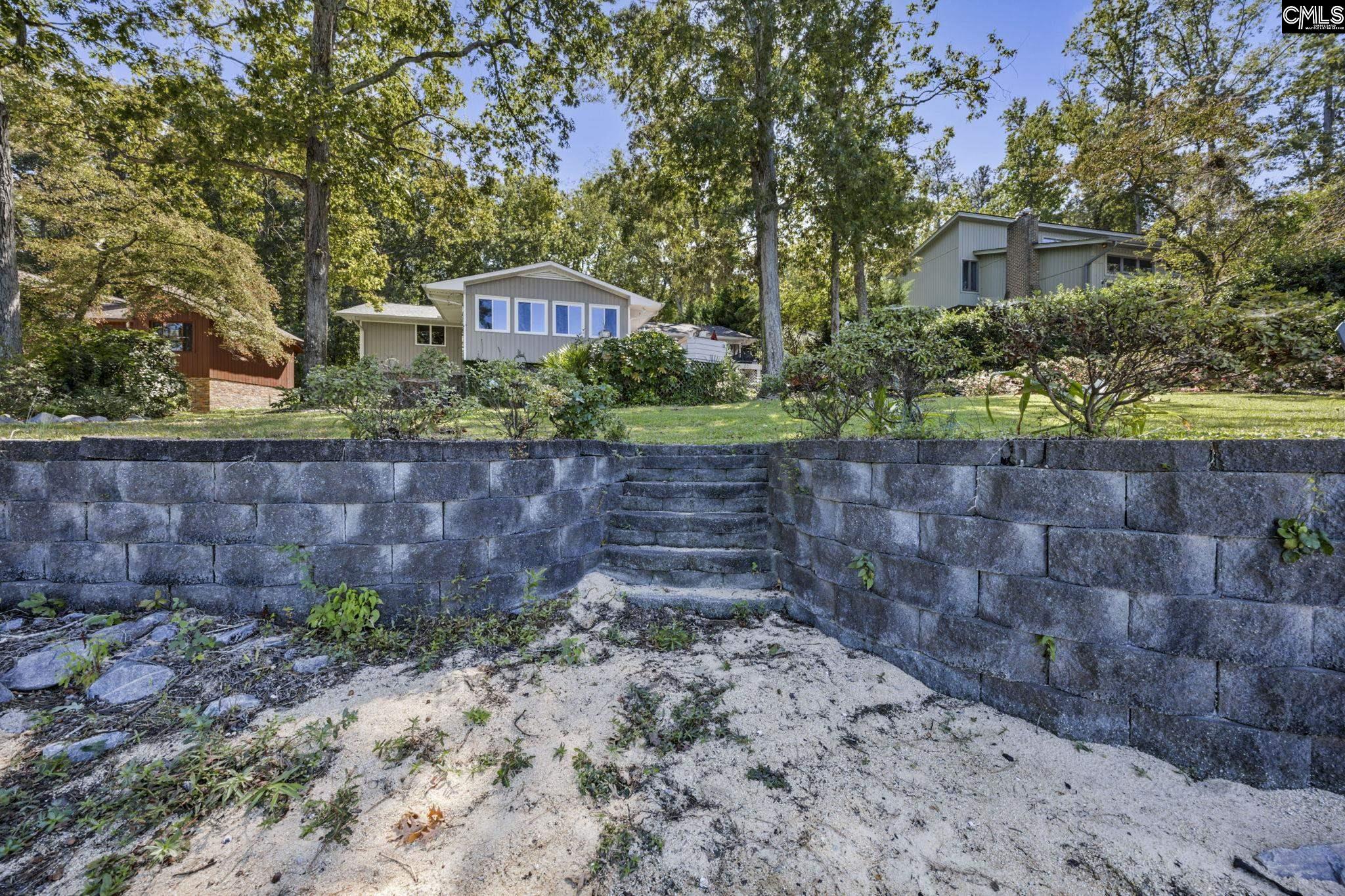 131 West Circle Drive