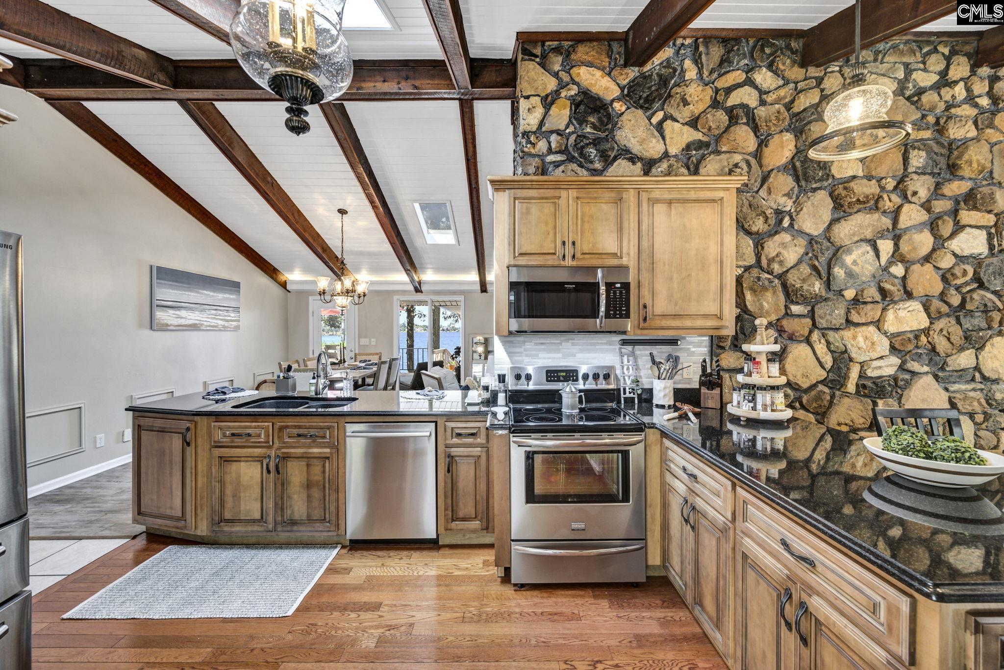 131 West Circle Drive