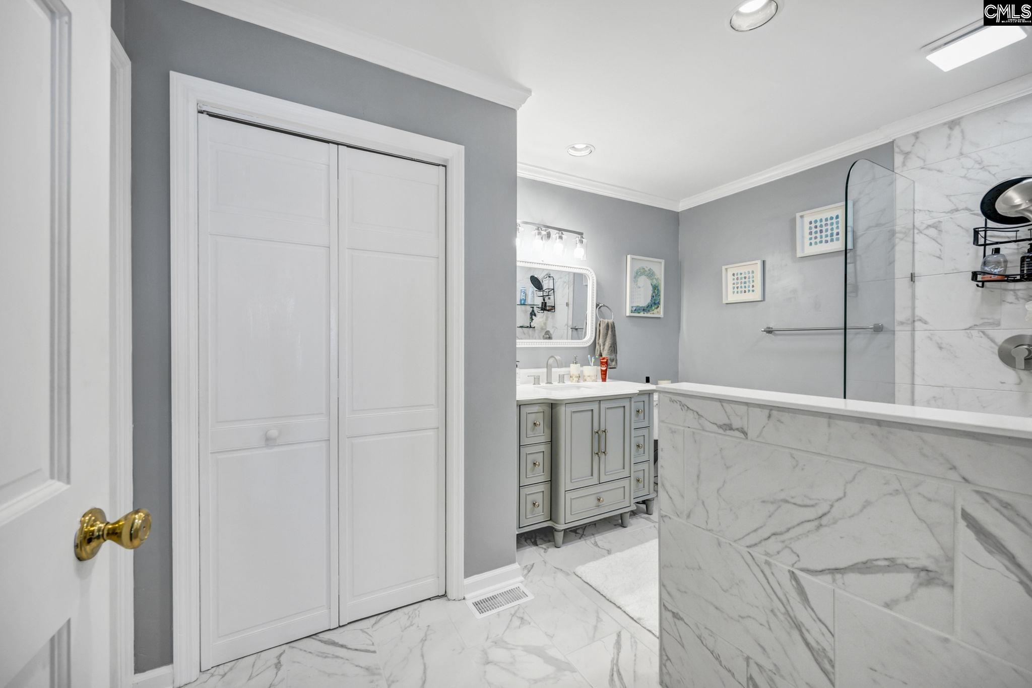 131 West Circle Drive