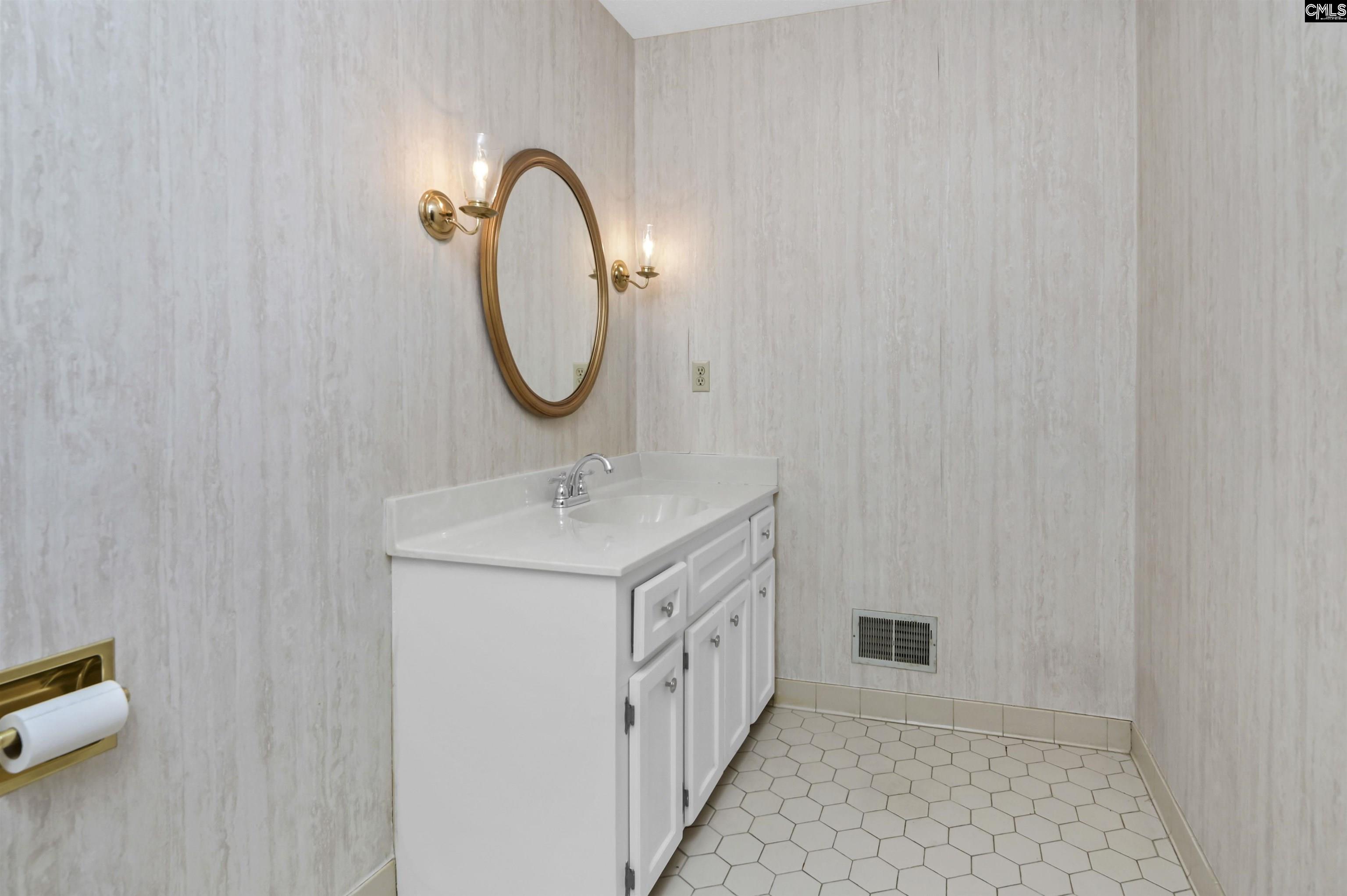 7193 Saint Andrews Road