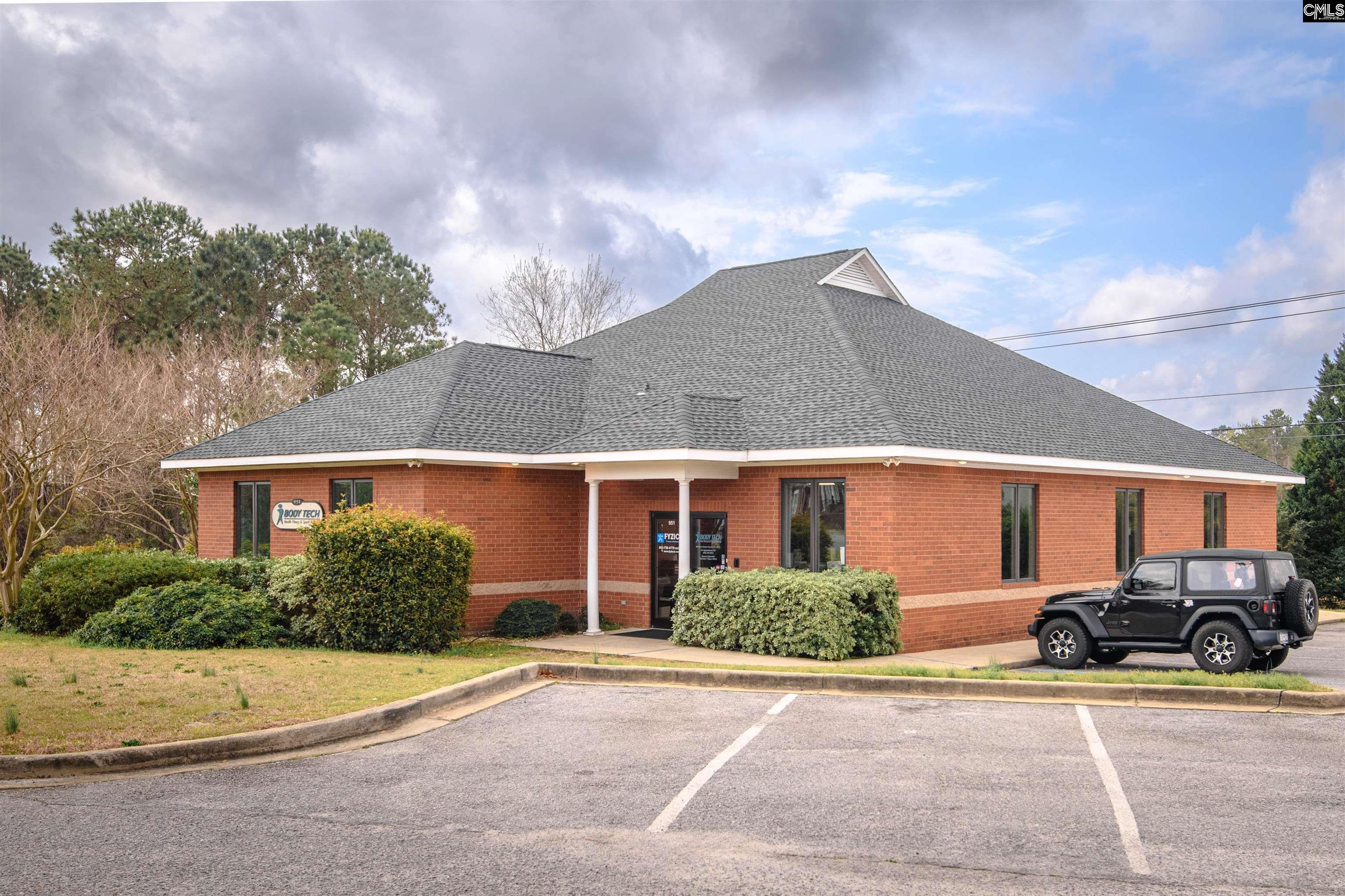 951 Old Cherokee Road