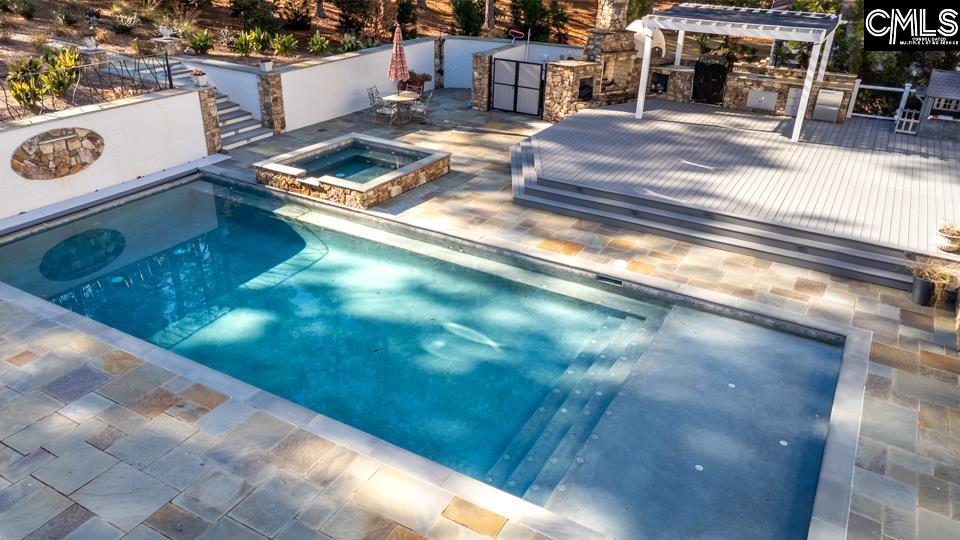 120 Running Fox Road