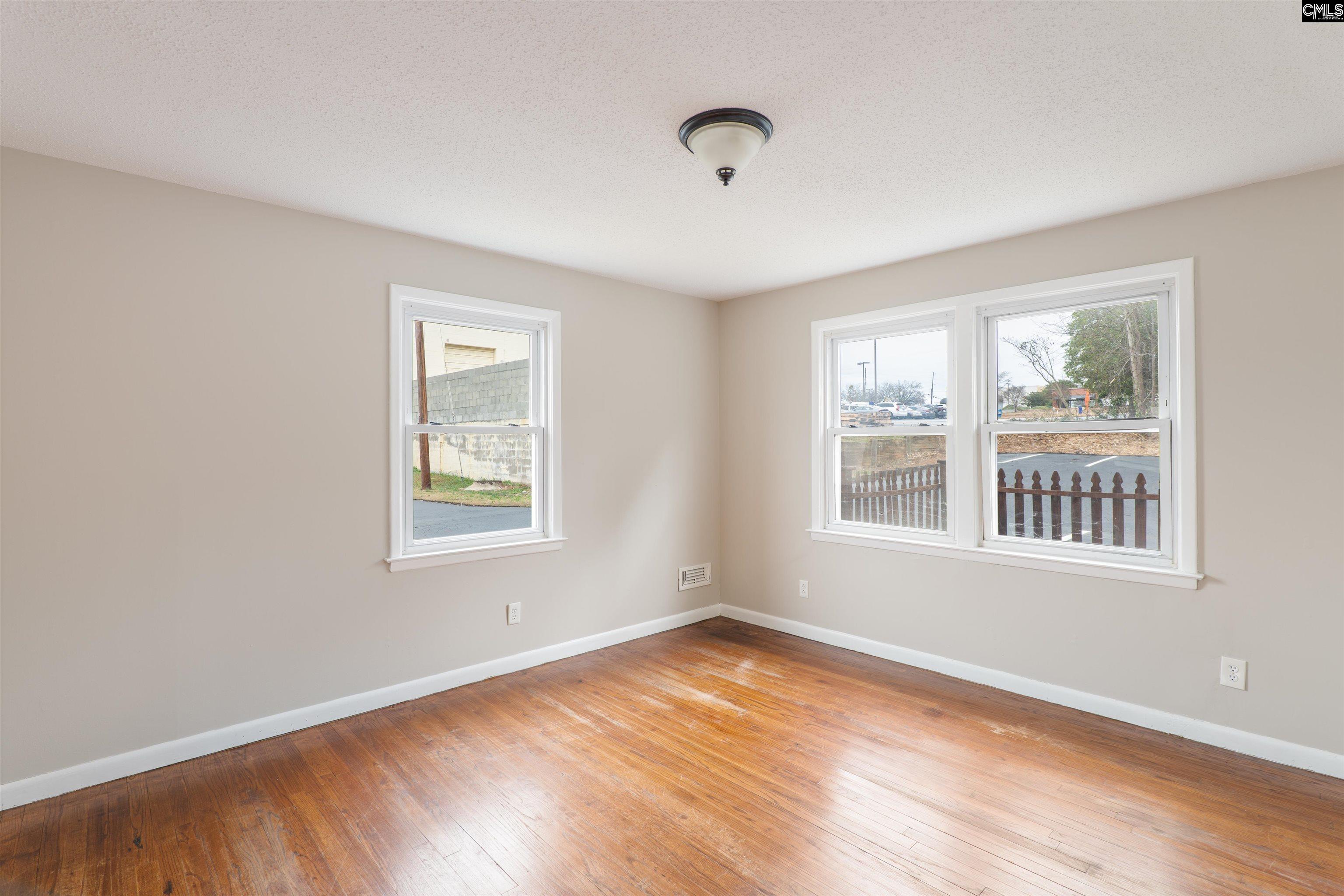 112 Arrowwood Road