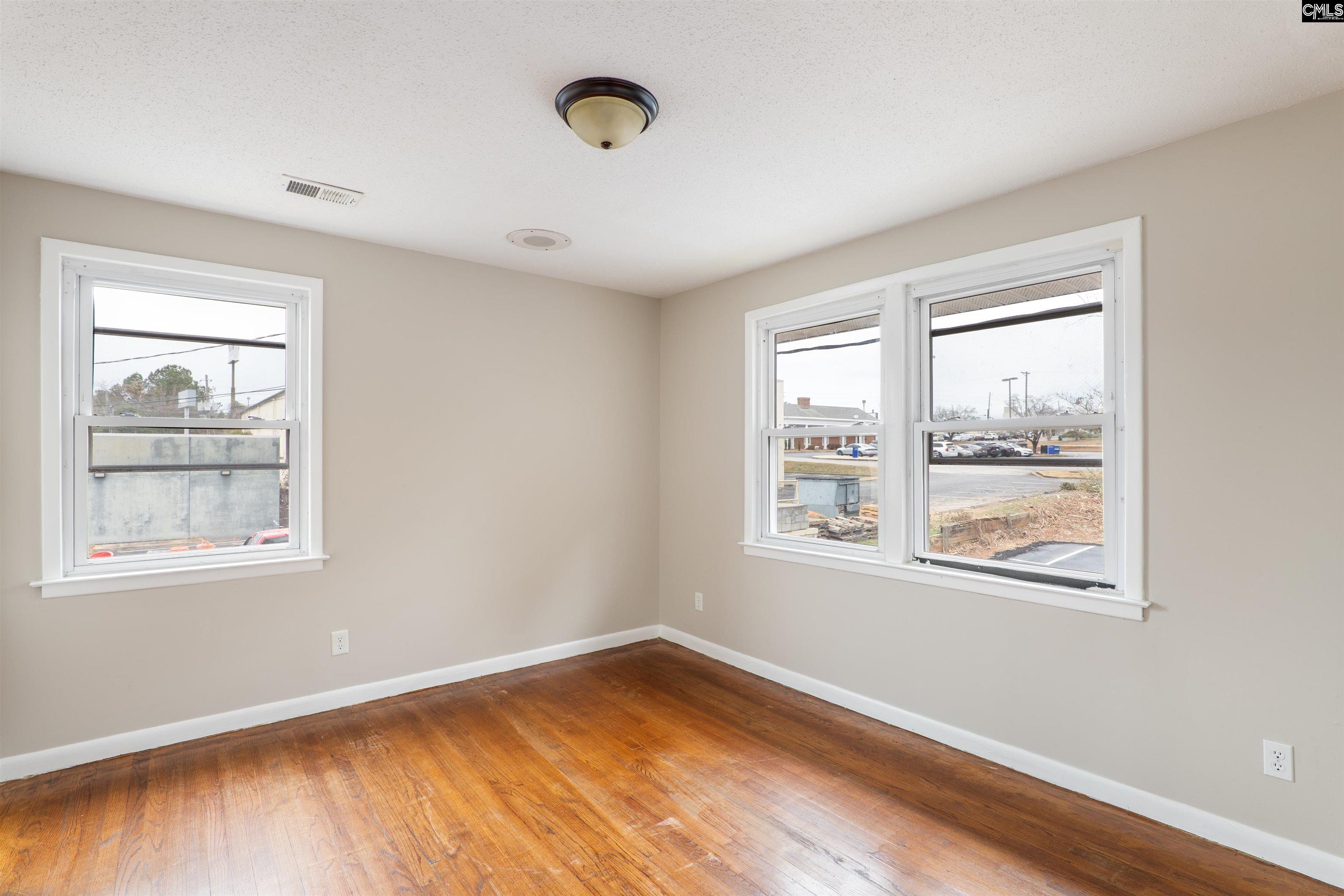 112 Arrowwood Road