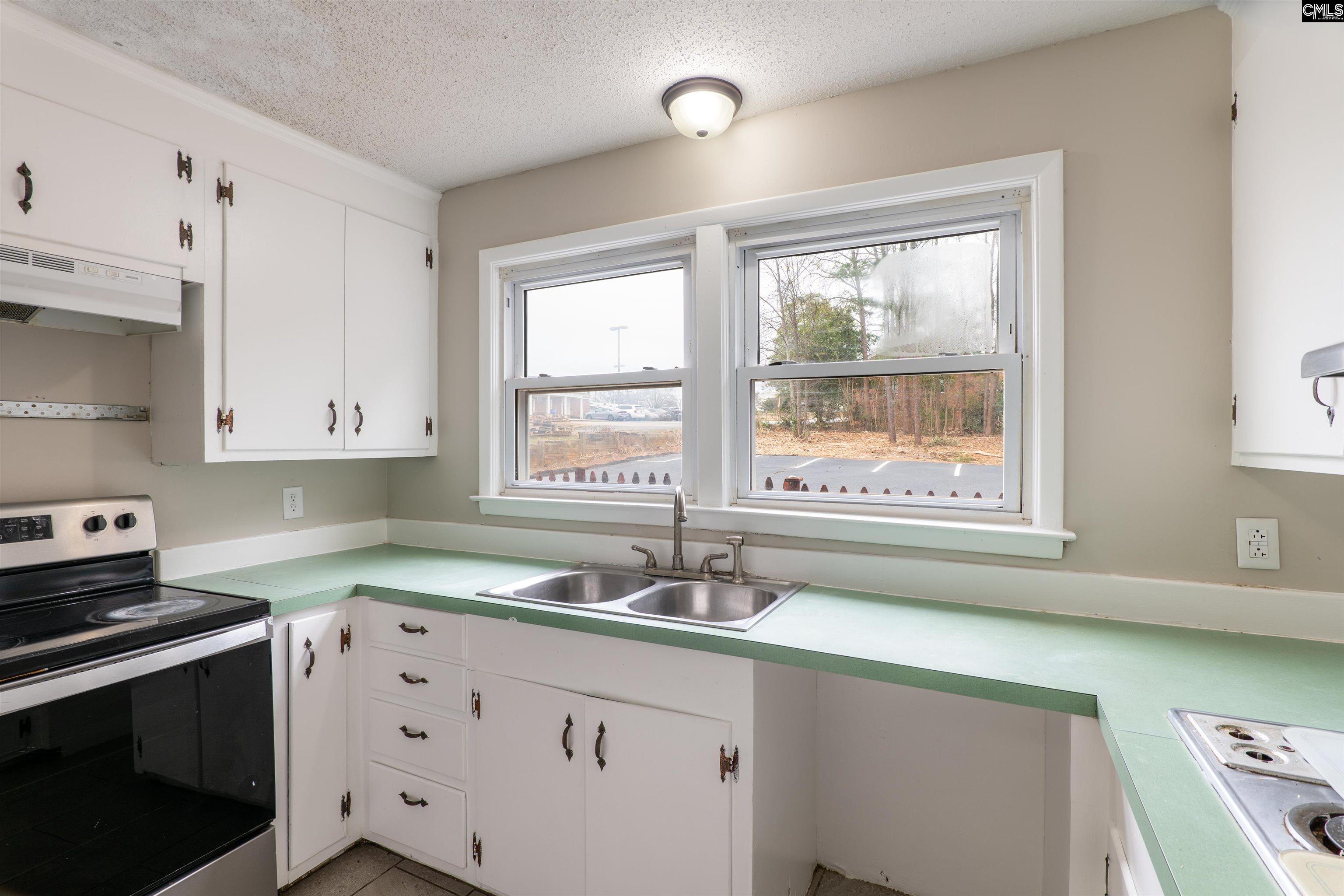 112 Arrowwood Road