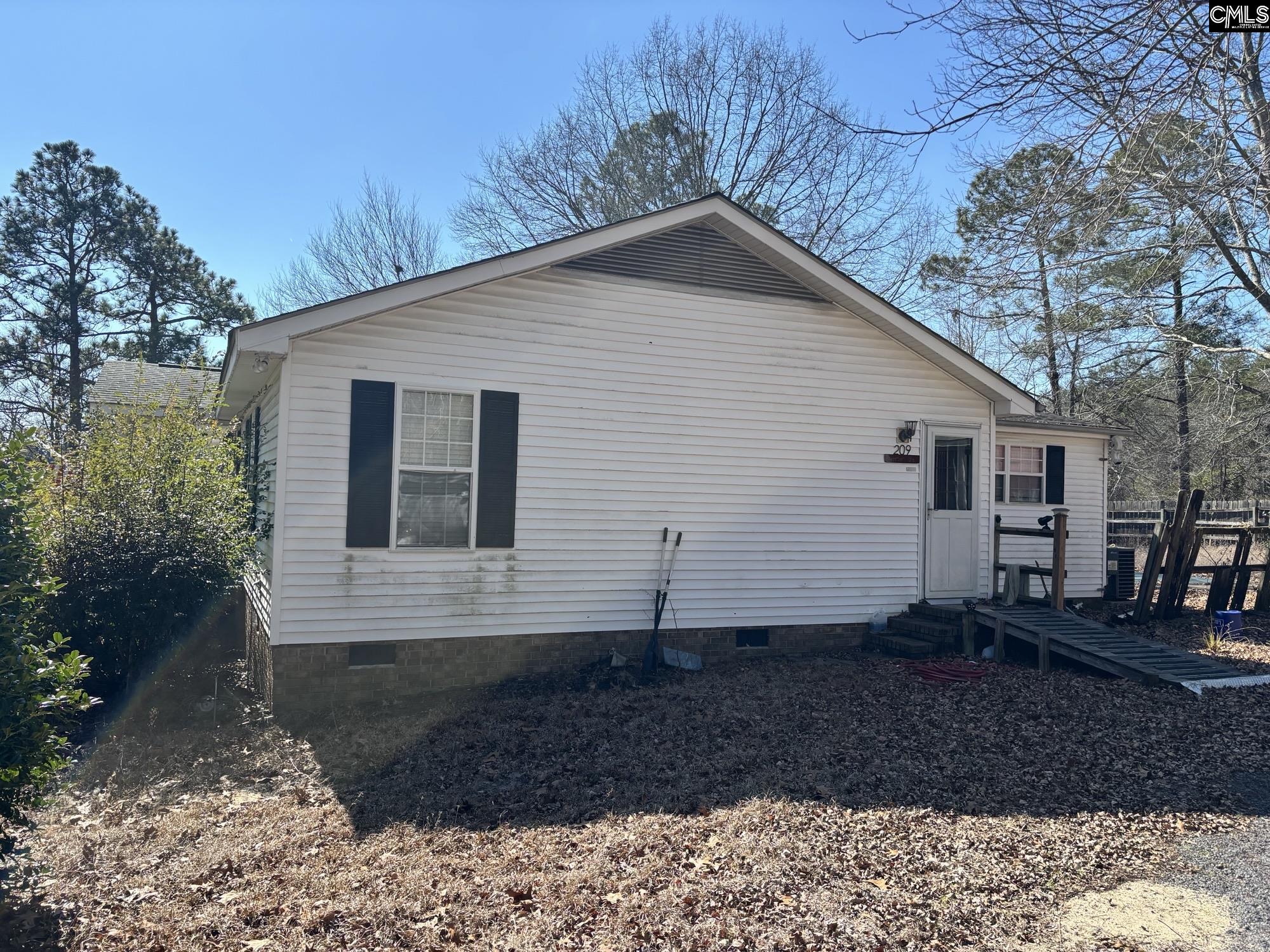 207 & 209 Sweetberry Lane