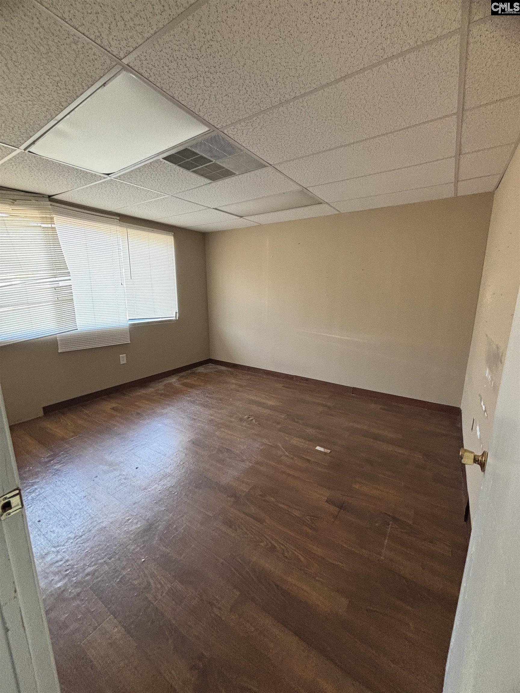 2933-2935 Platt Springs