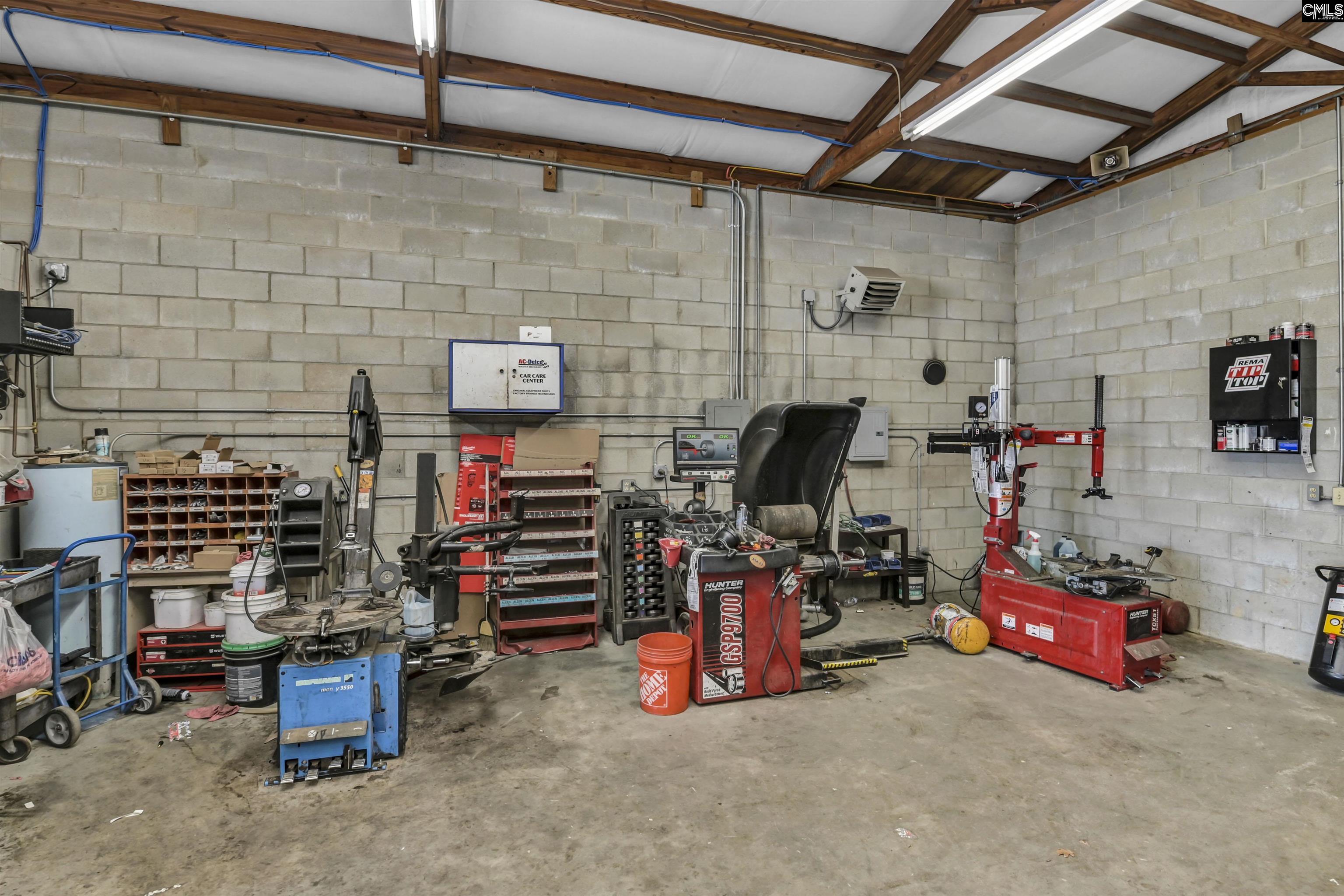 1707 Augusta Highway