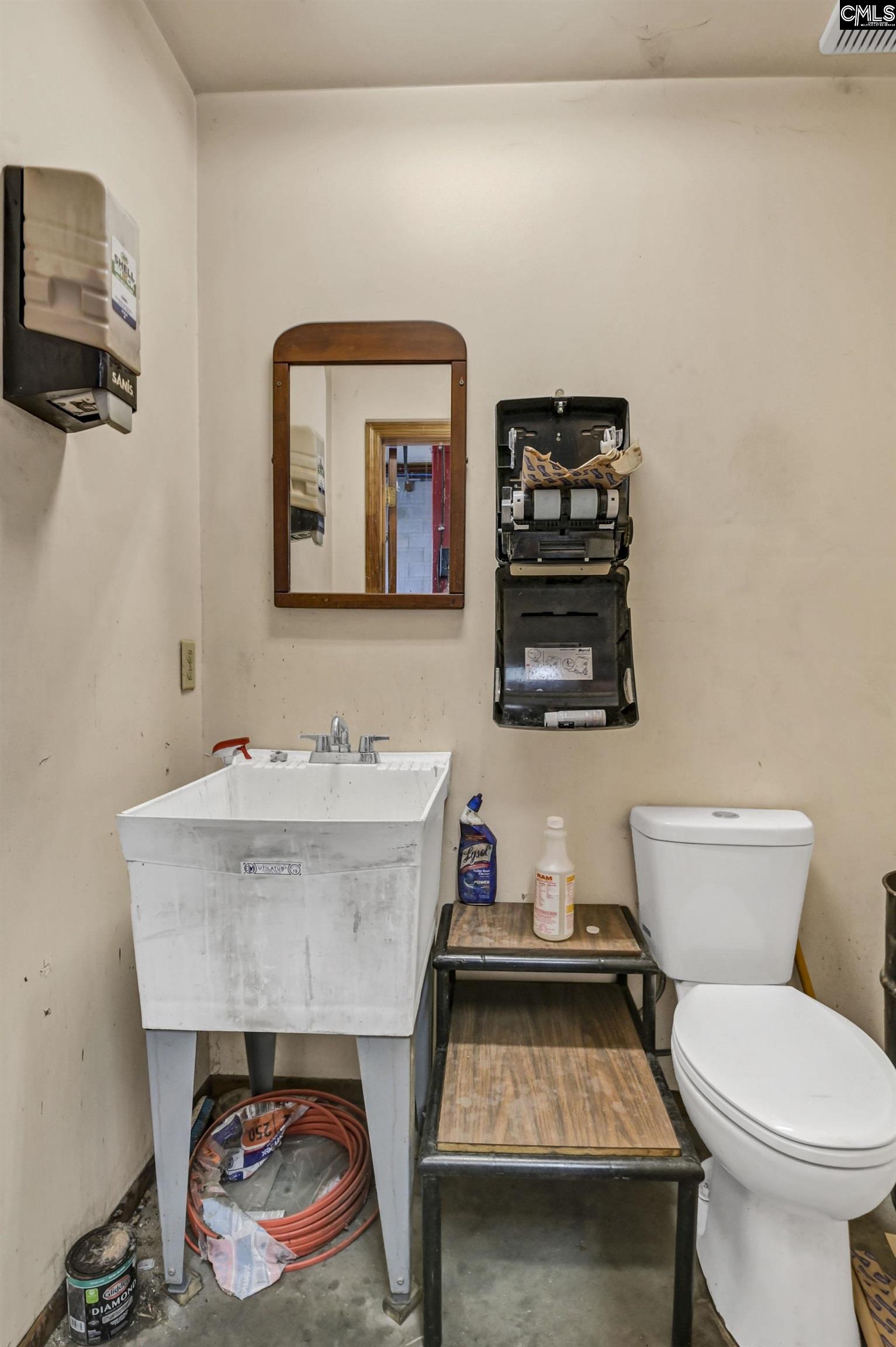 1707 Augusta Highway