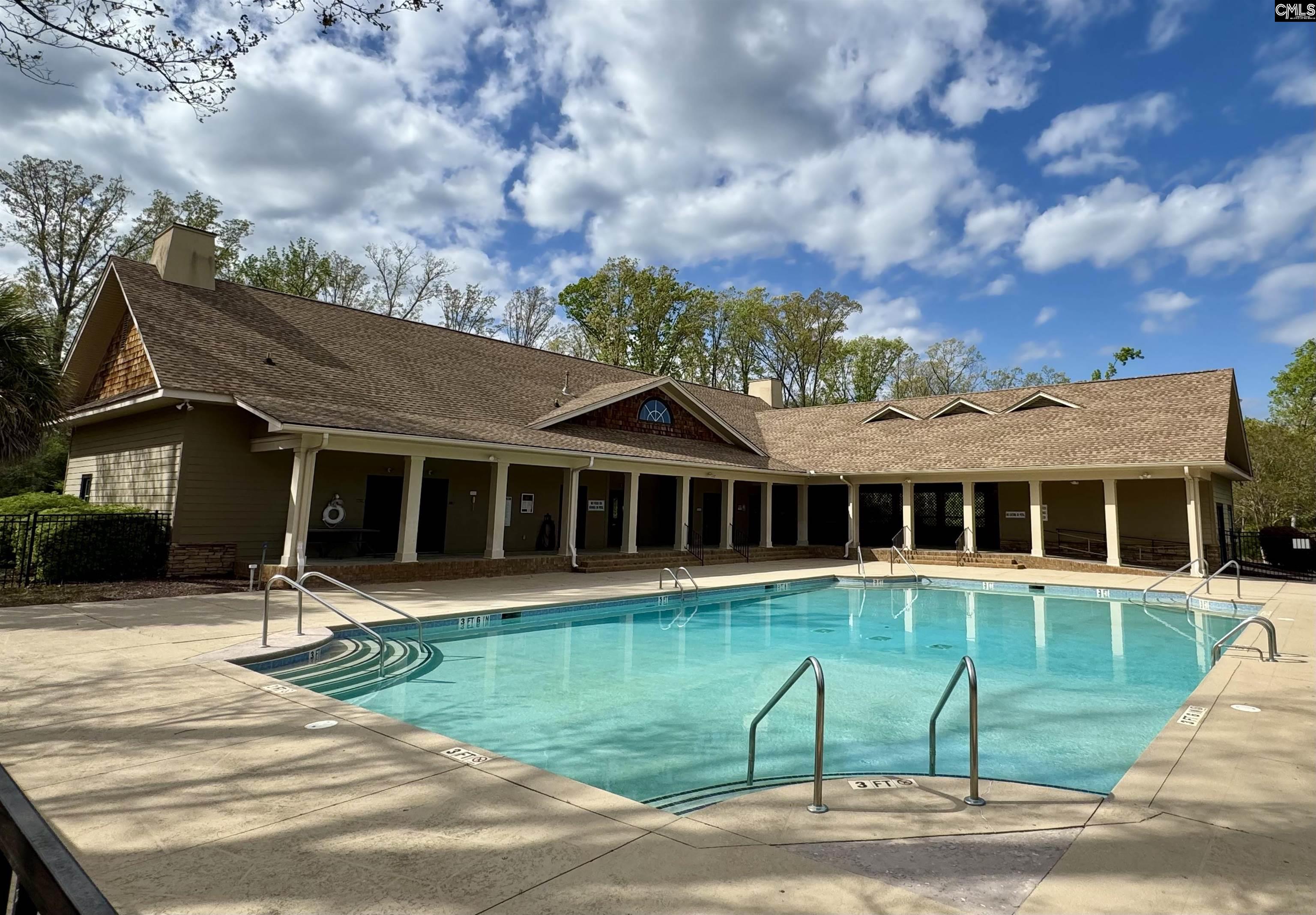 200 Clubside Drive Unit: 1