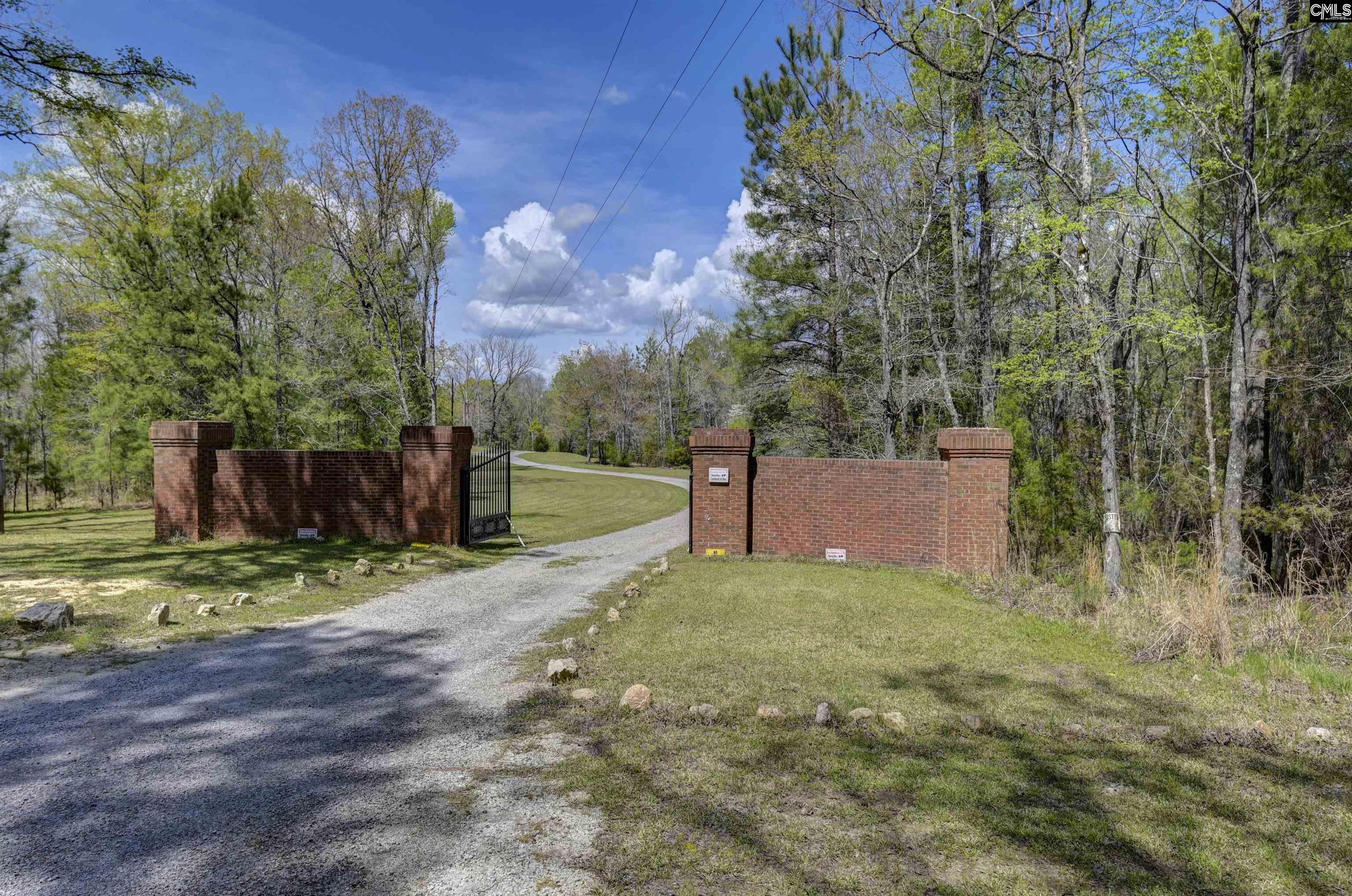 944 Cross Creek Road