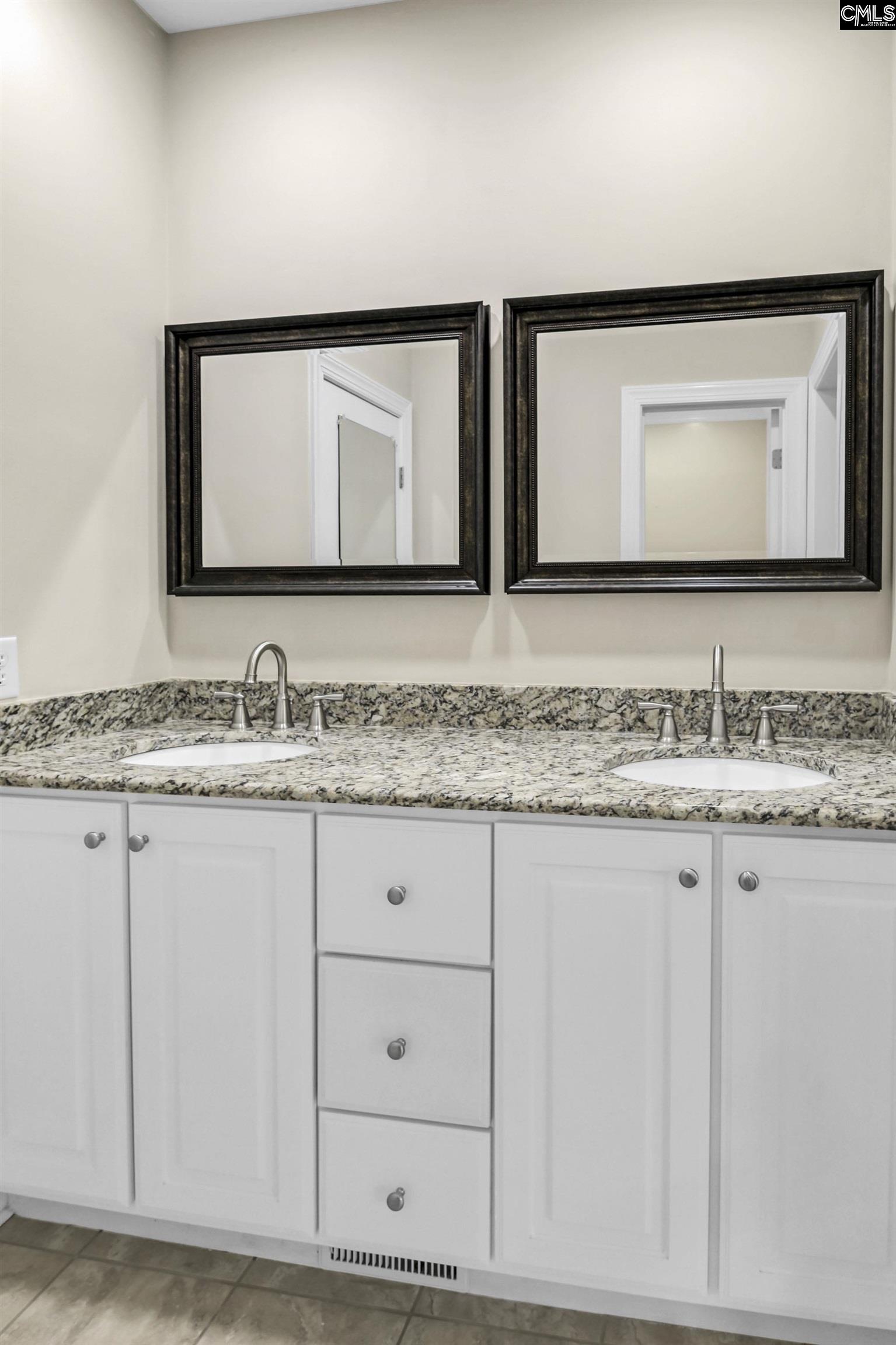 944 Cross Creek Road