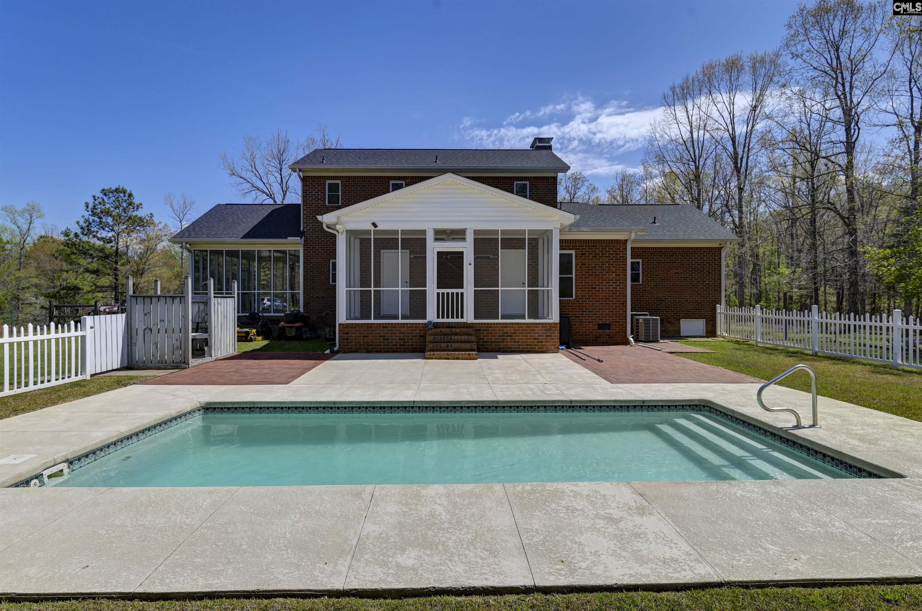 944 Cross Creek Road