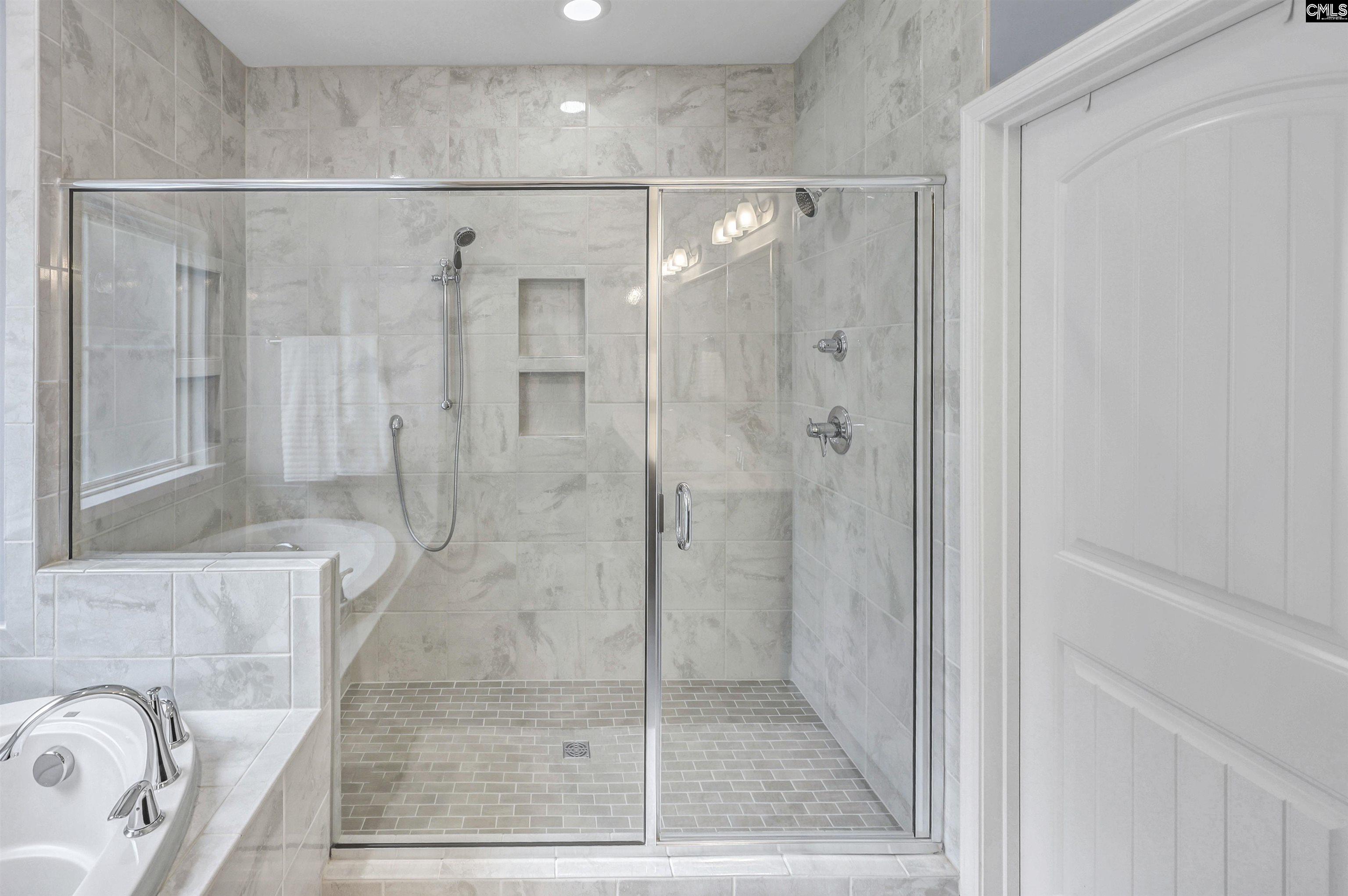 216 Harbor Vista Circle