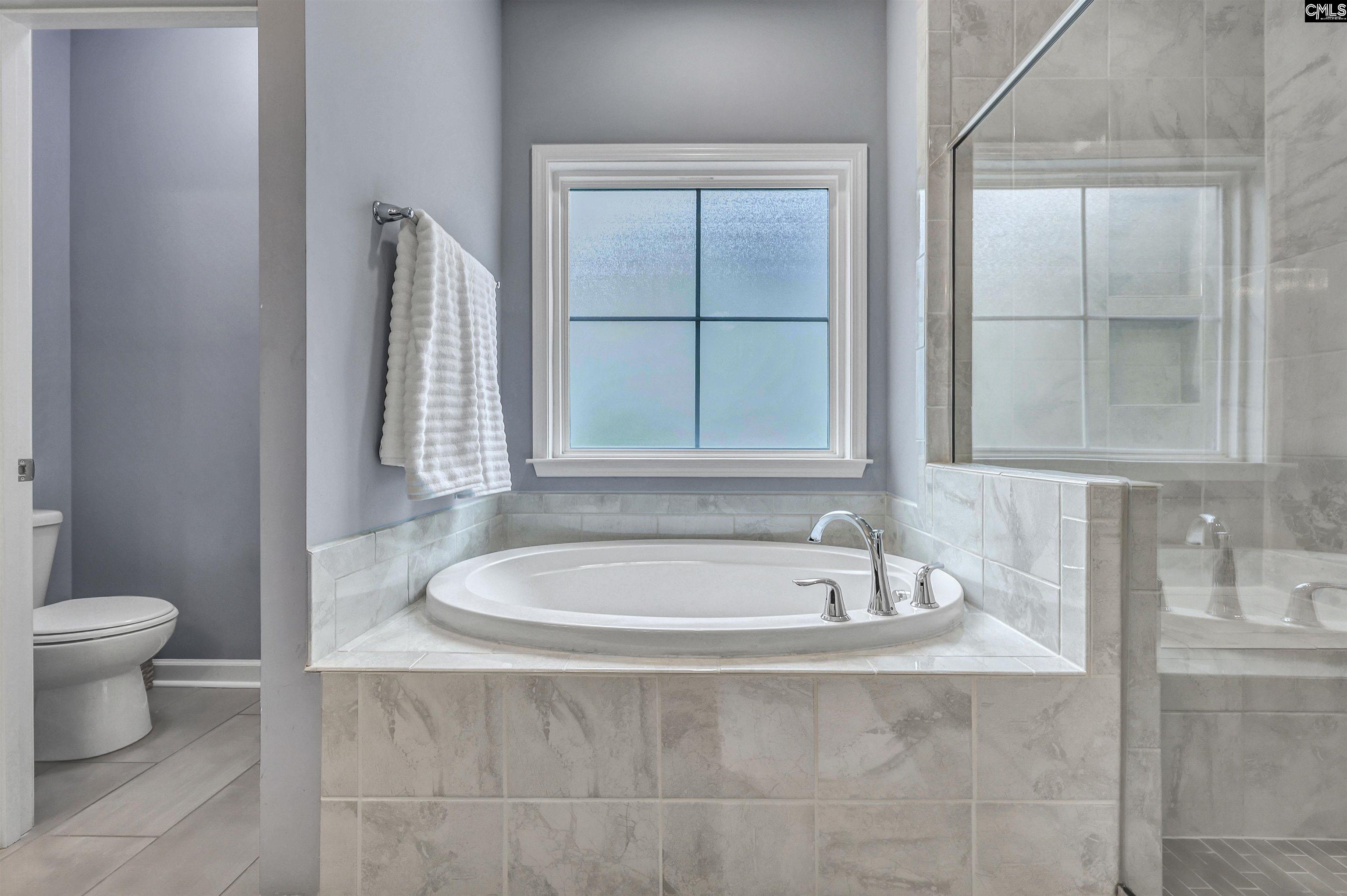 216 Harbor Vista Circle