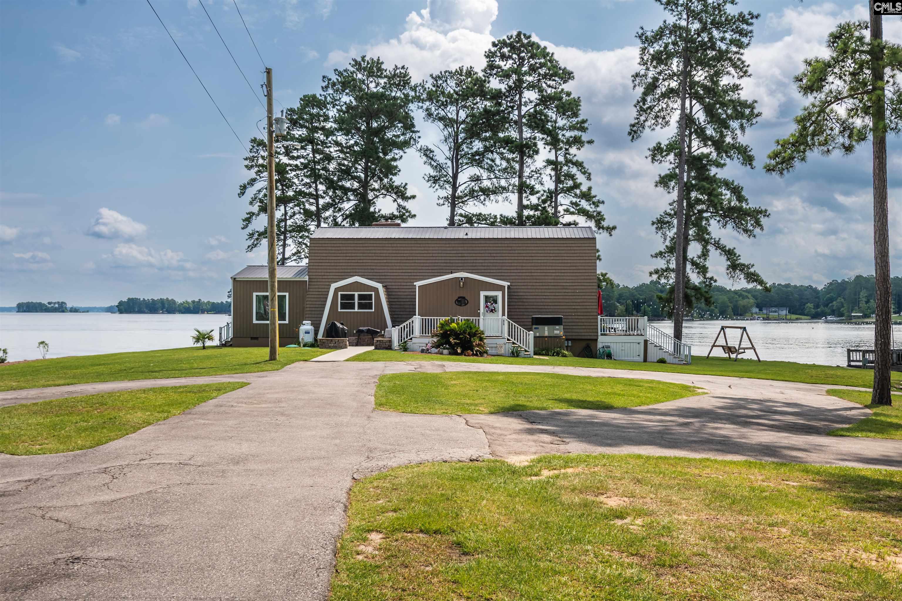 675 E Point Drive