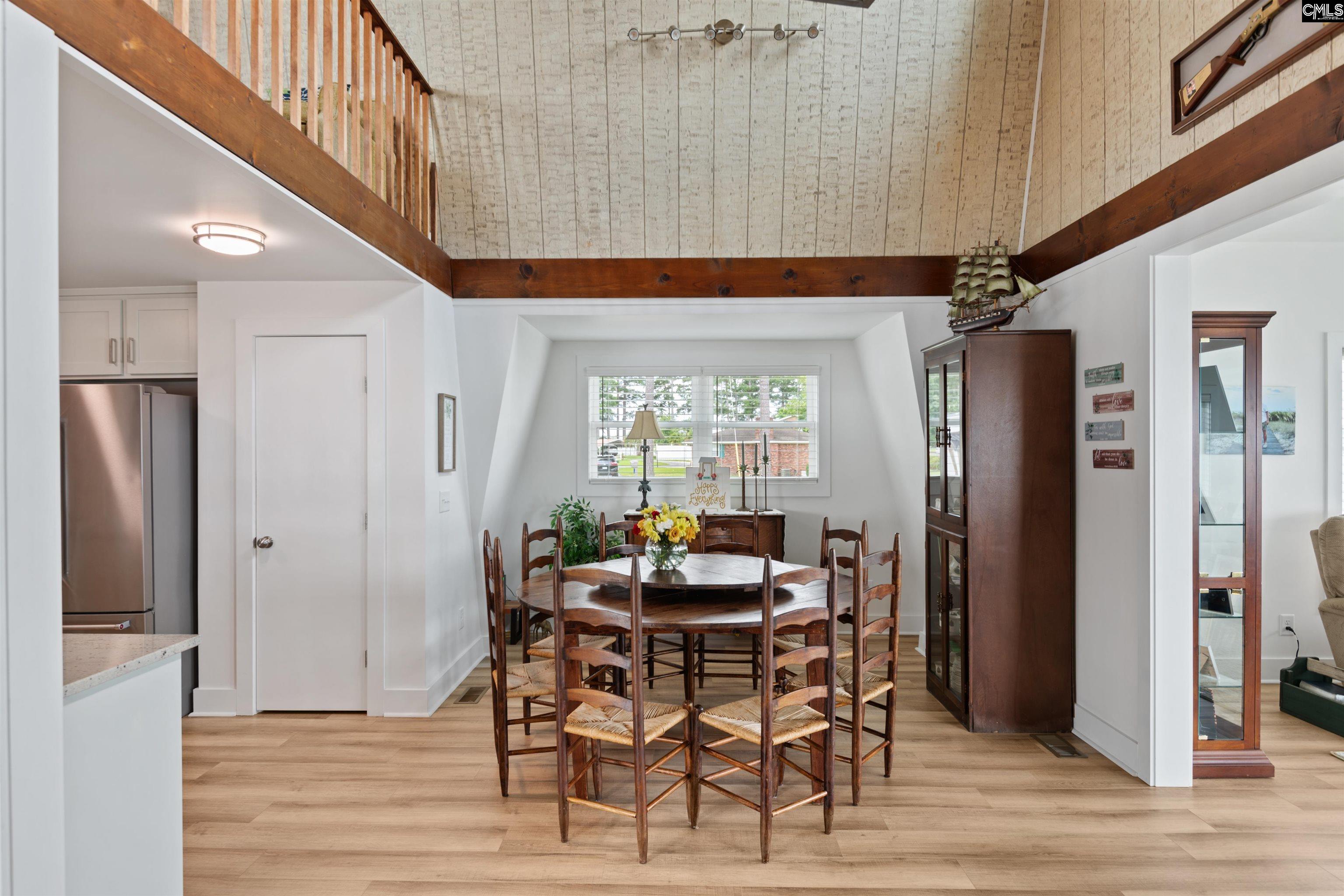 675 E Point Drive