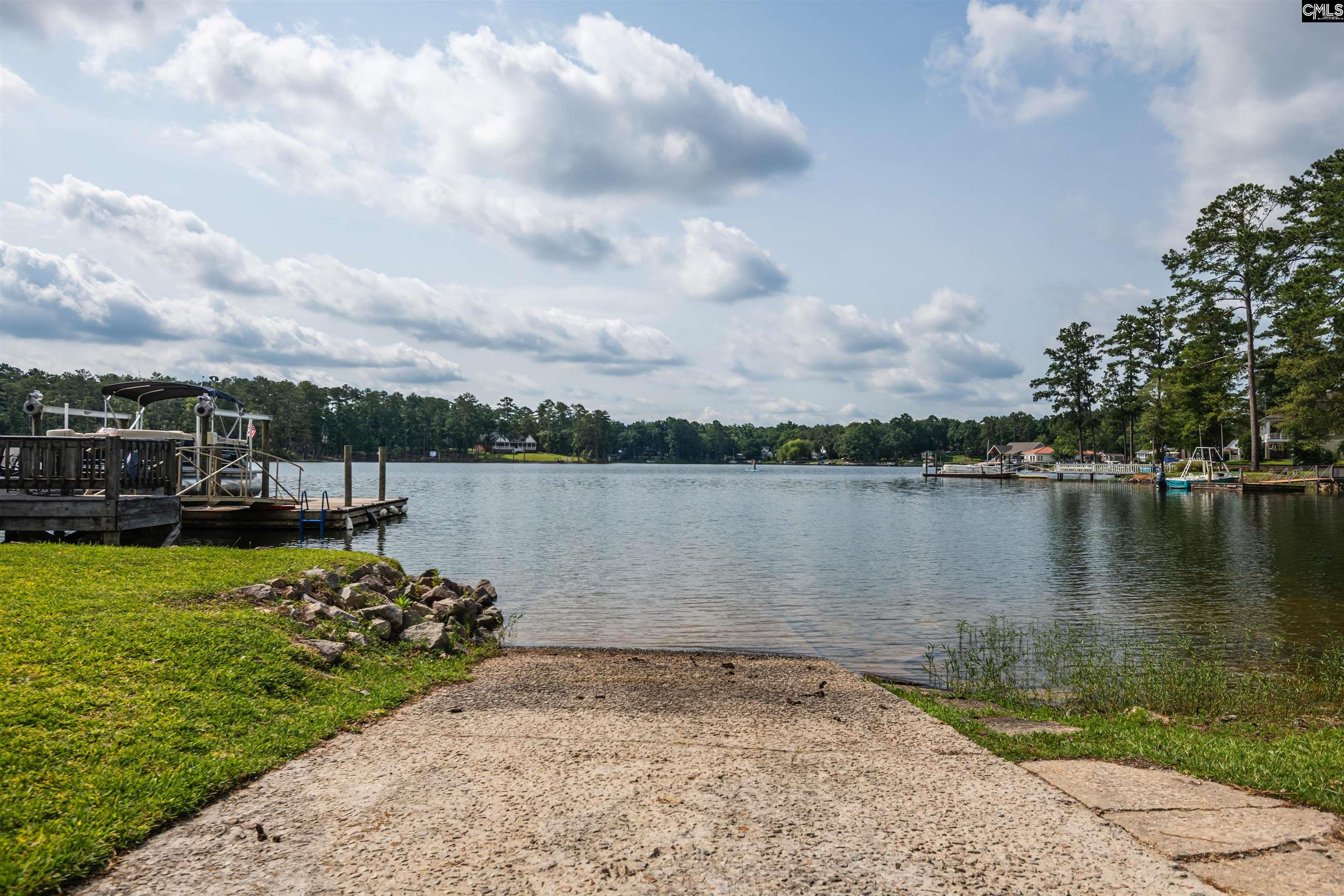 675 E Point Drive