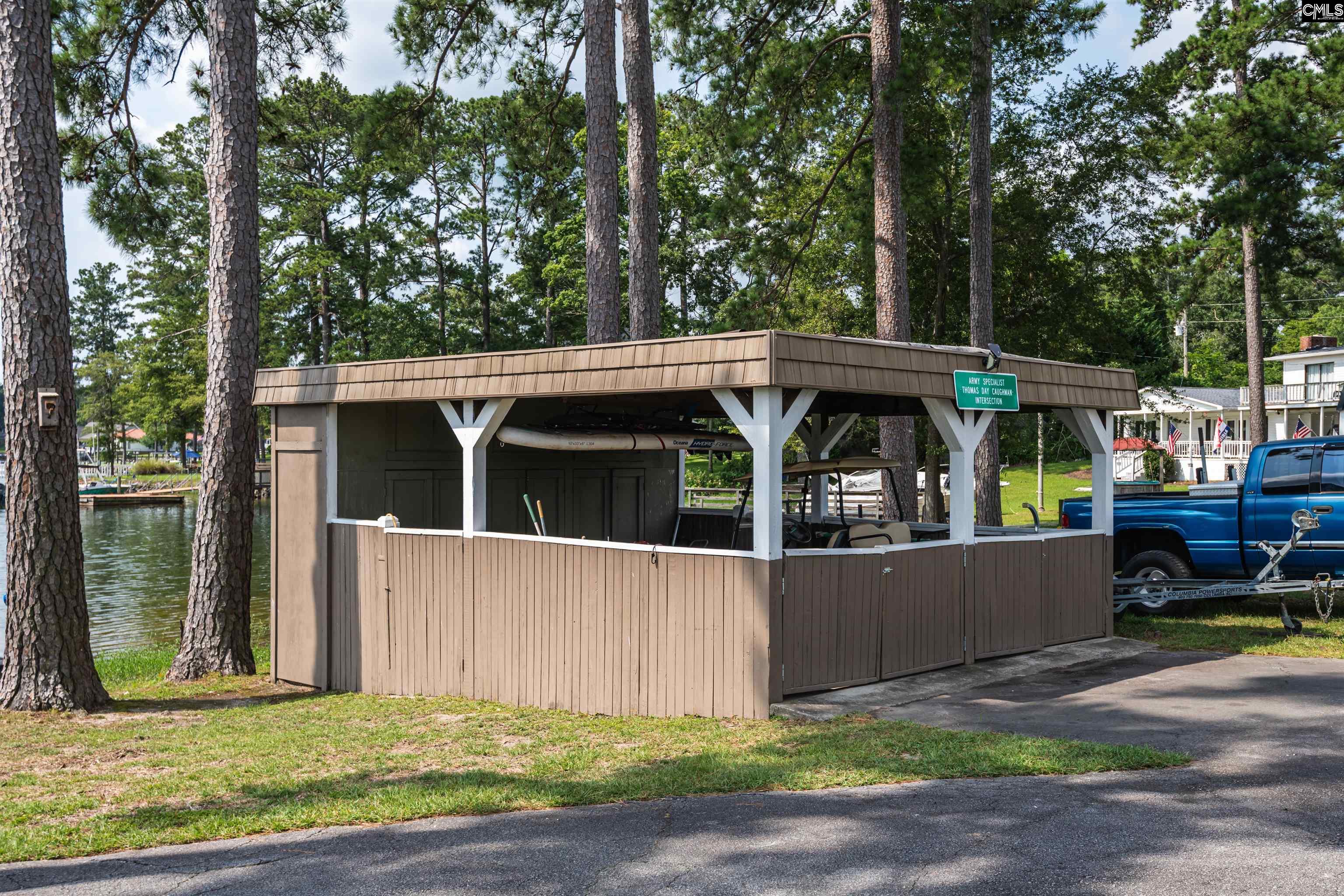 675 E Point Drive