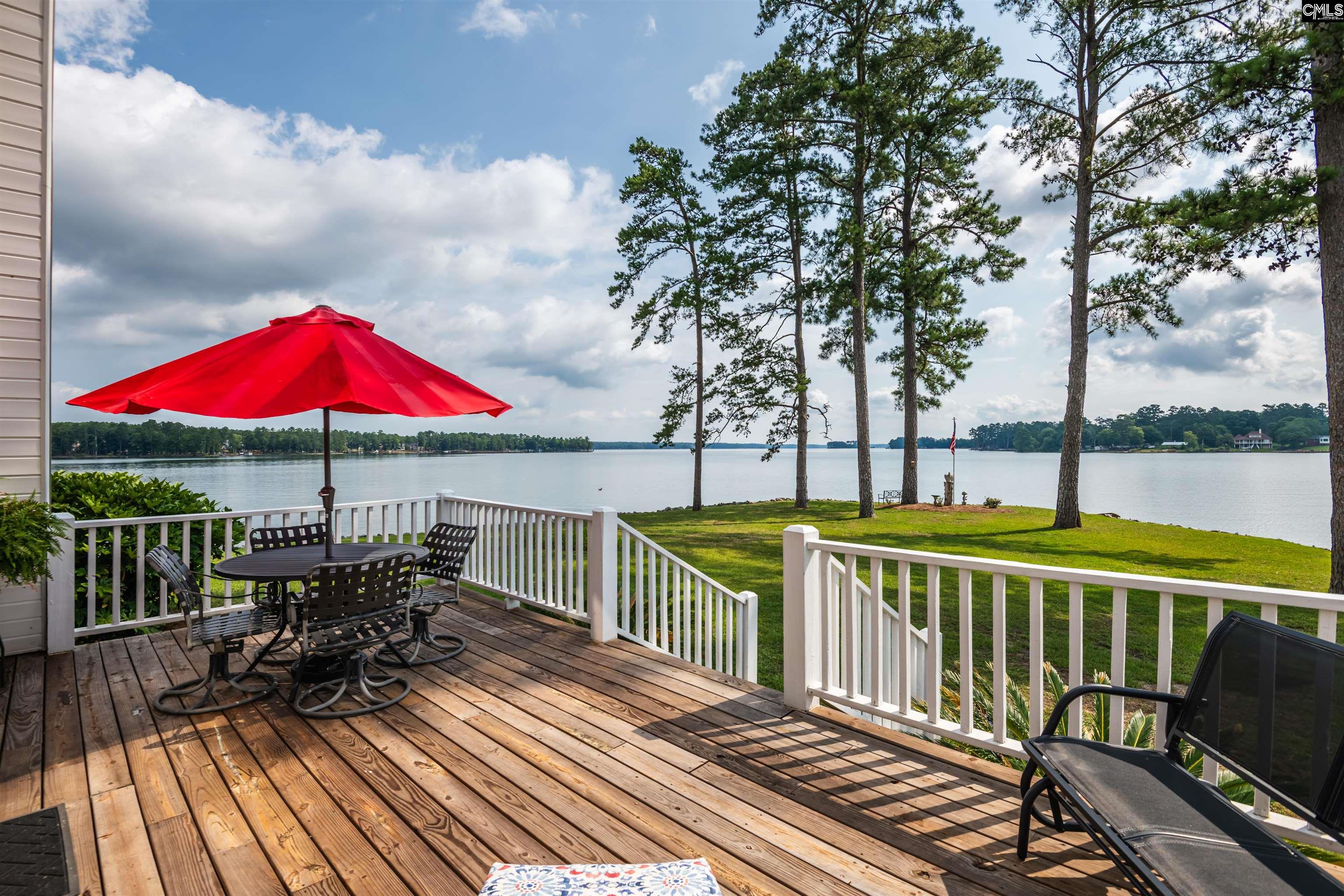 675 E Point Drive