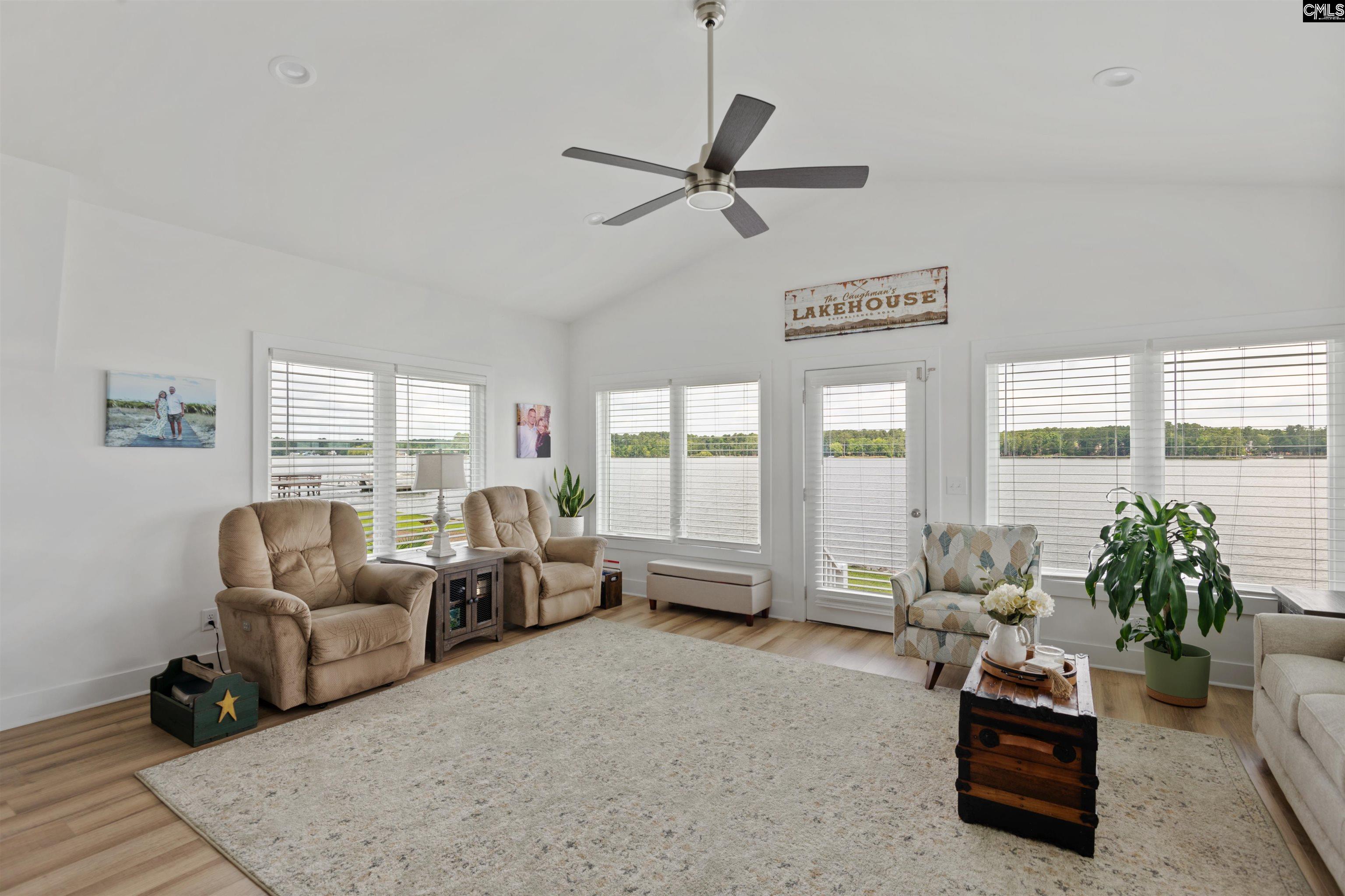 675 E Point Drive