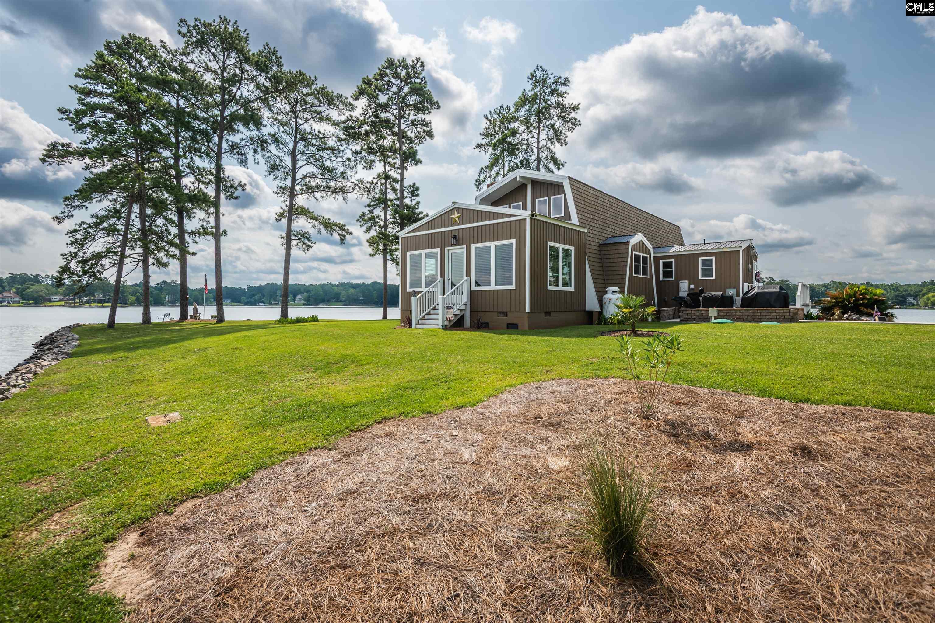 675 E Point Drive