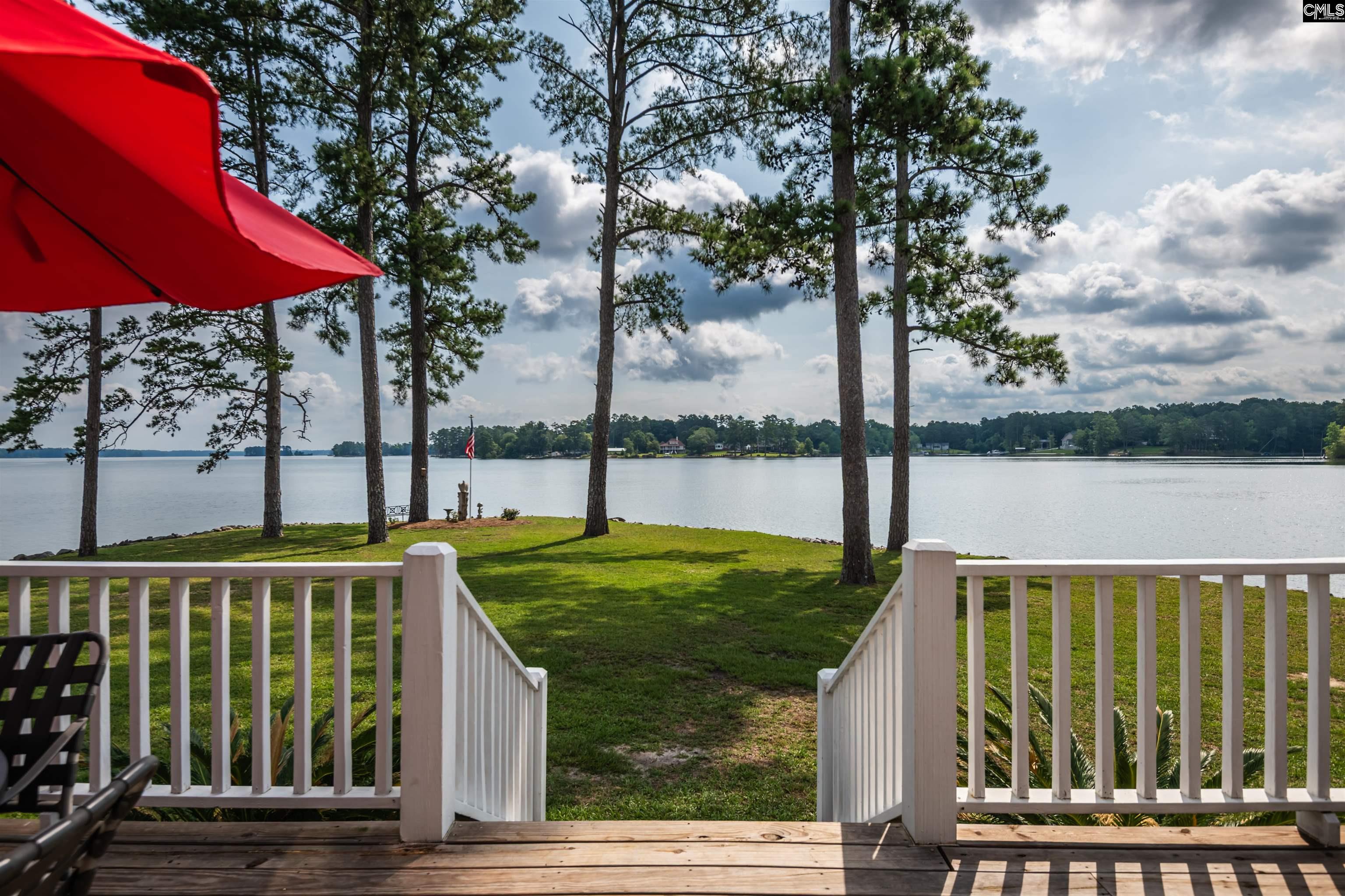 675 E Point Drive