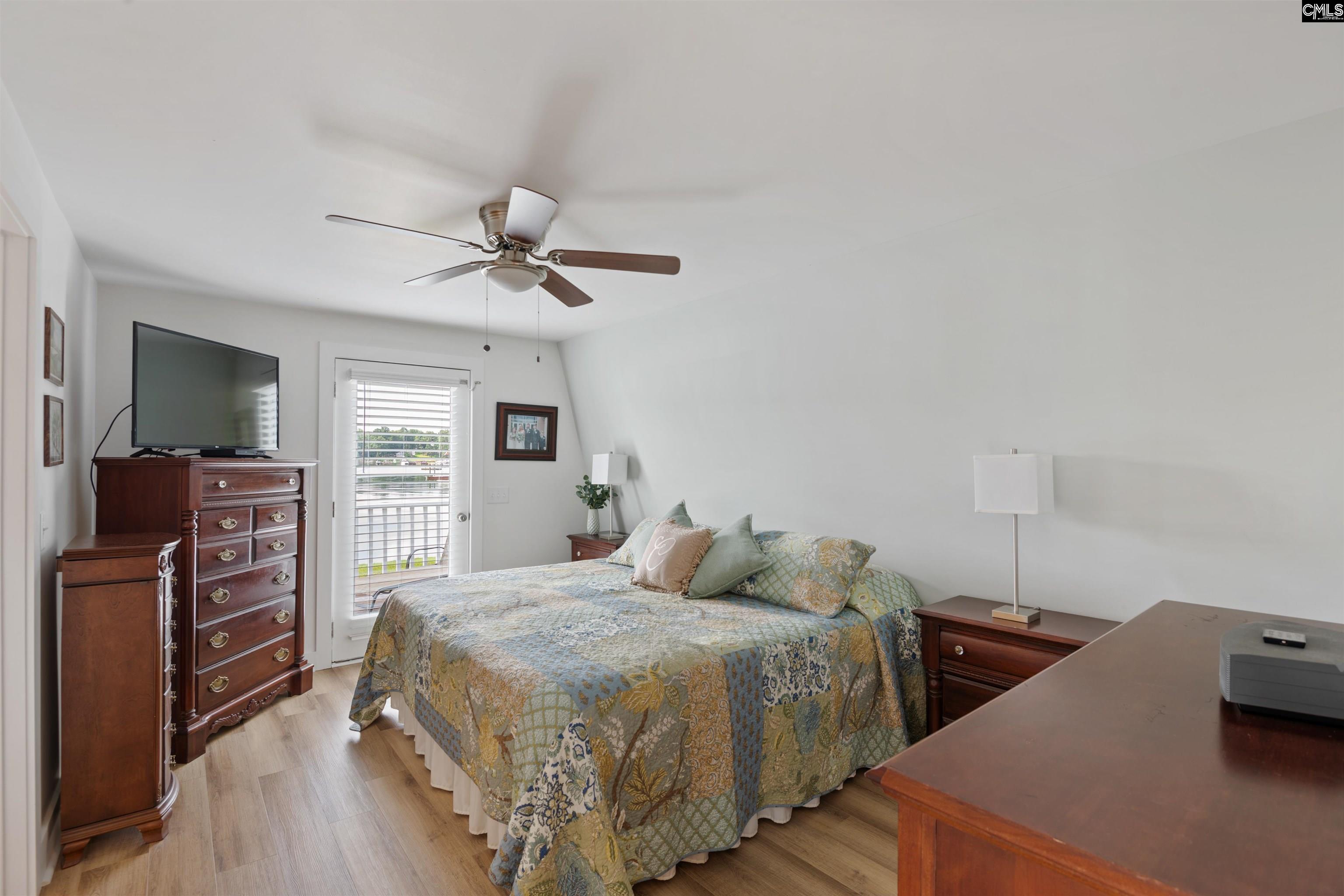 675 E Point Drive