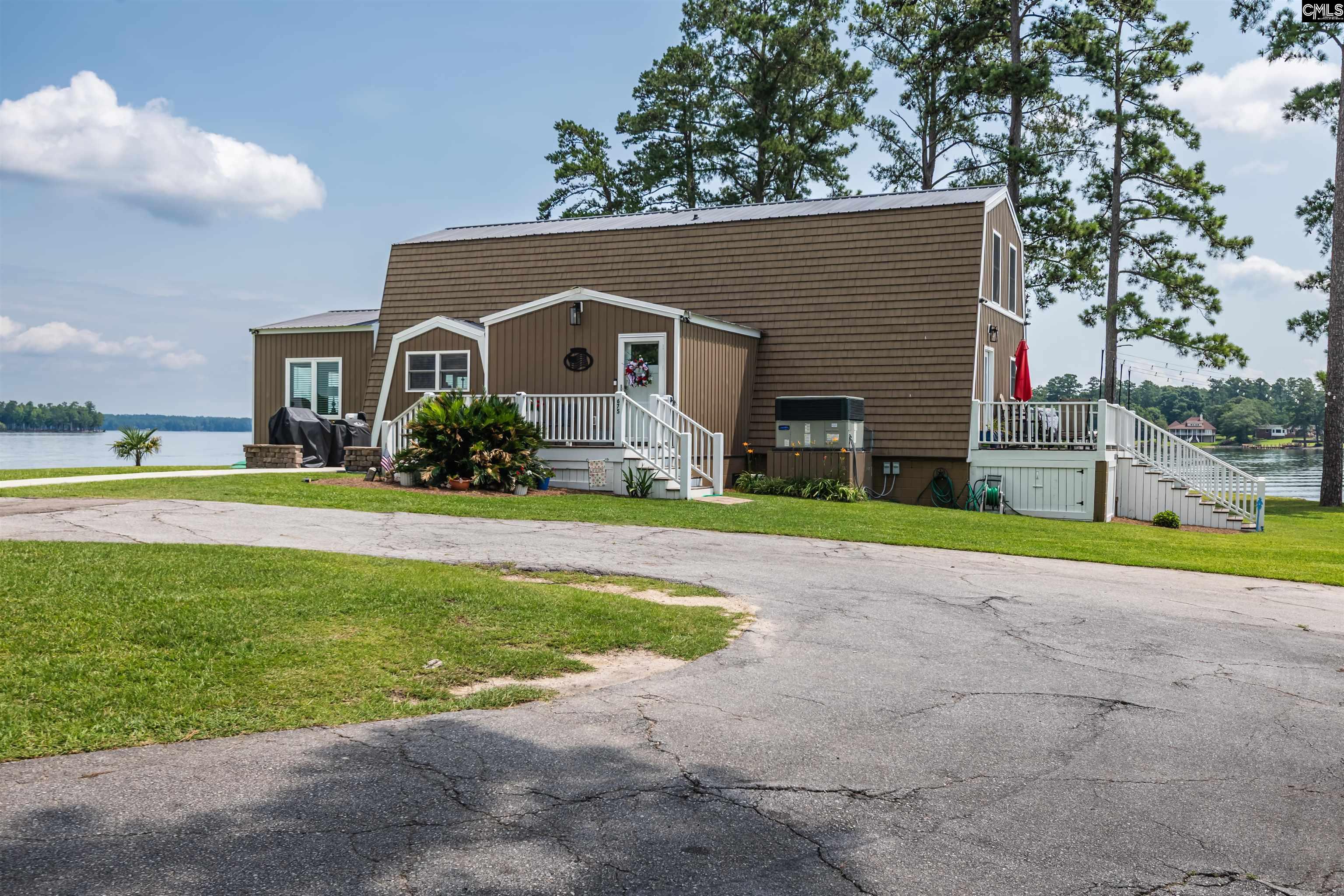 675 E Point Drive