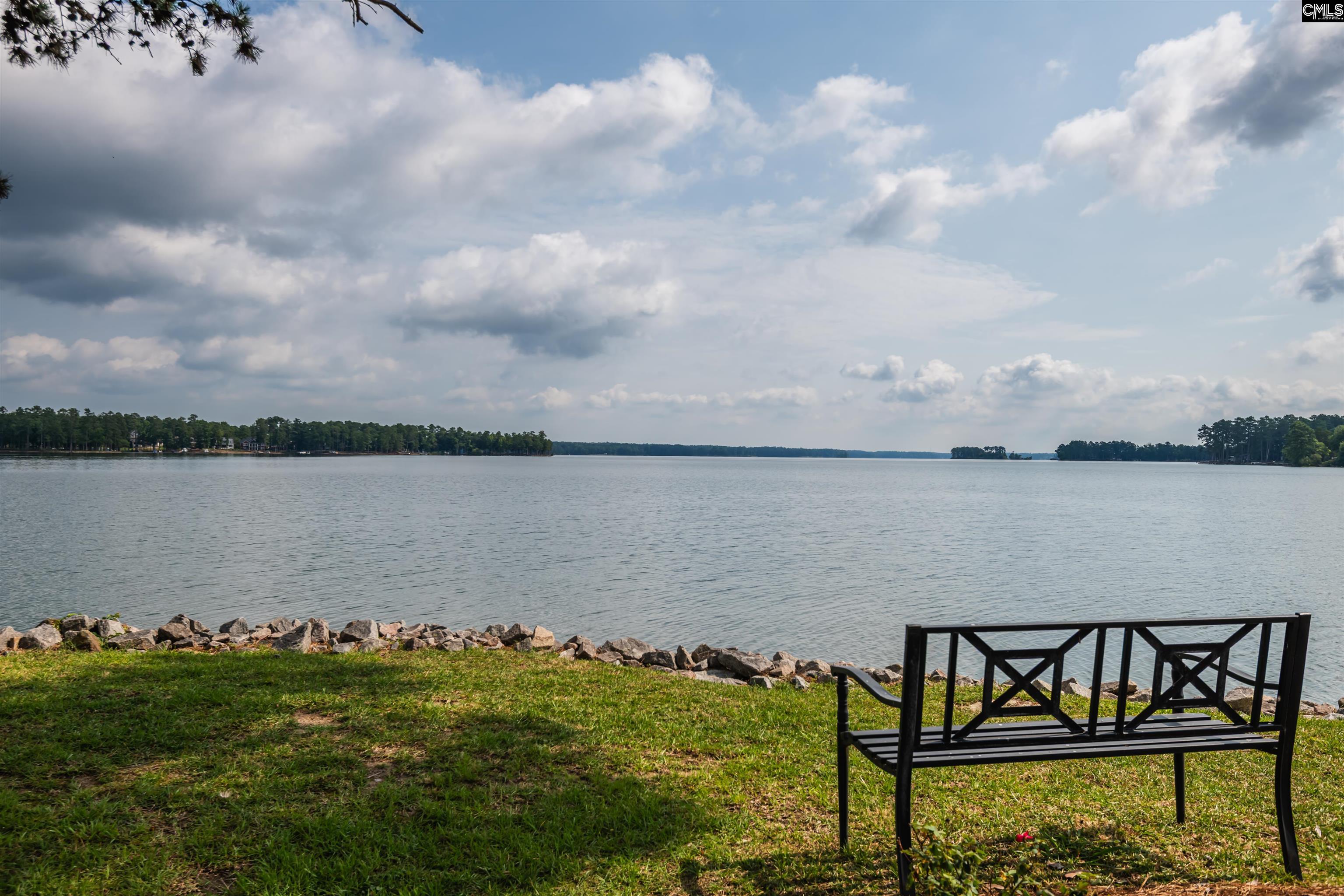 675 E Point Drive